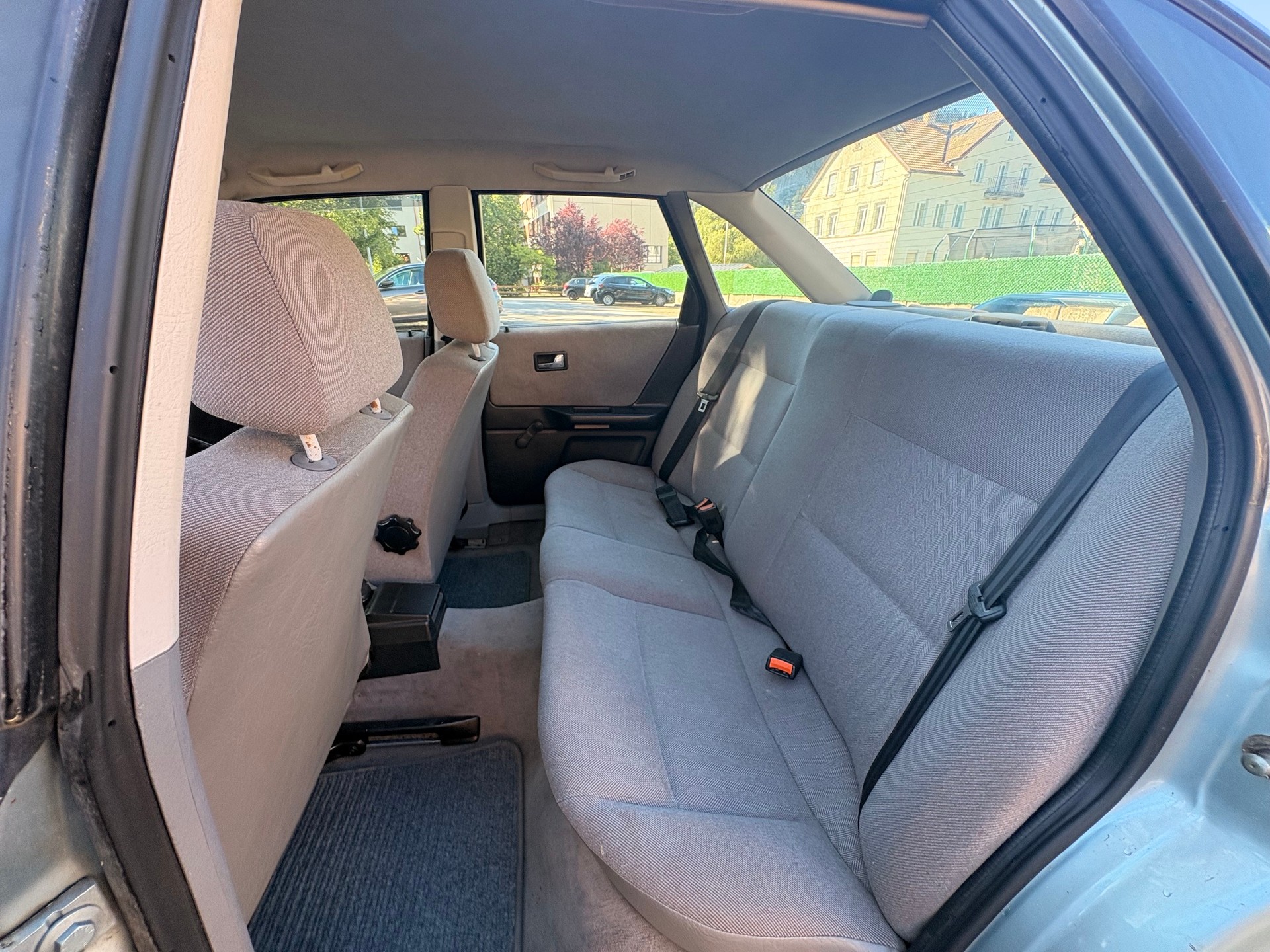 AUDI 80 2.0 E-image-5