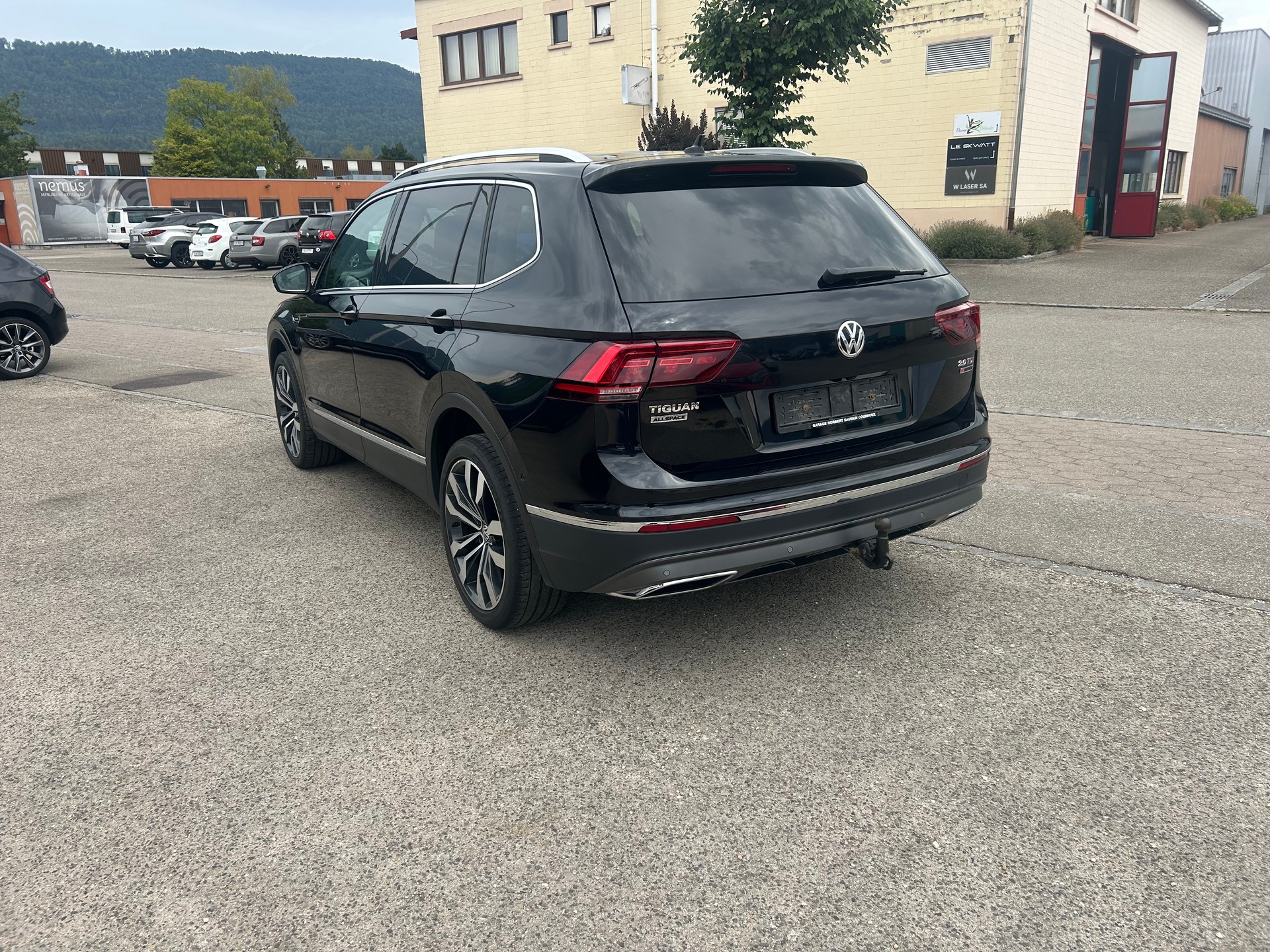 VW Tiguan Allspace 2.0 TDI SCR Highline 4Motion DSG-image-6