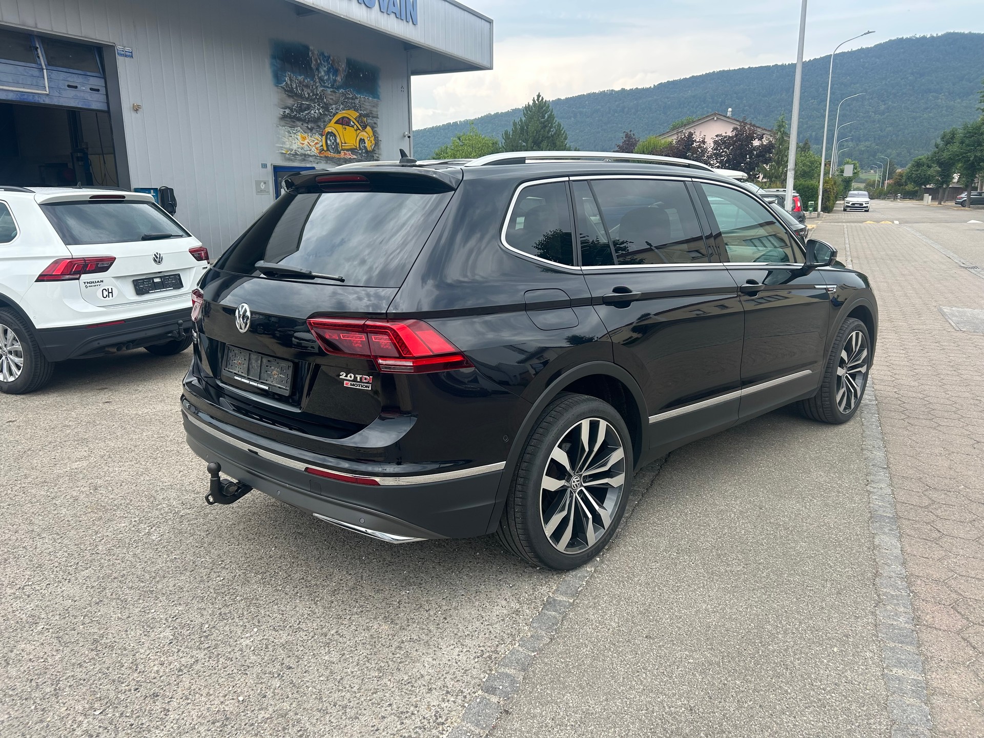 VW Tiguan Allspace 2.0 TDI SCR Highline 4Motion DSG-image-5