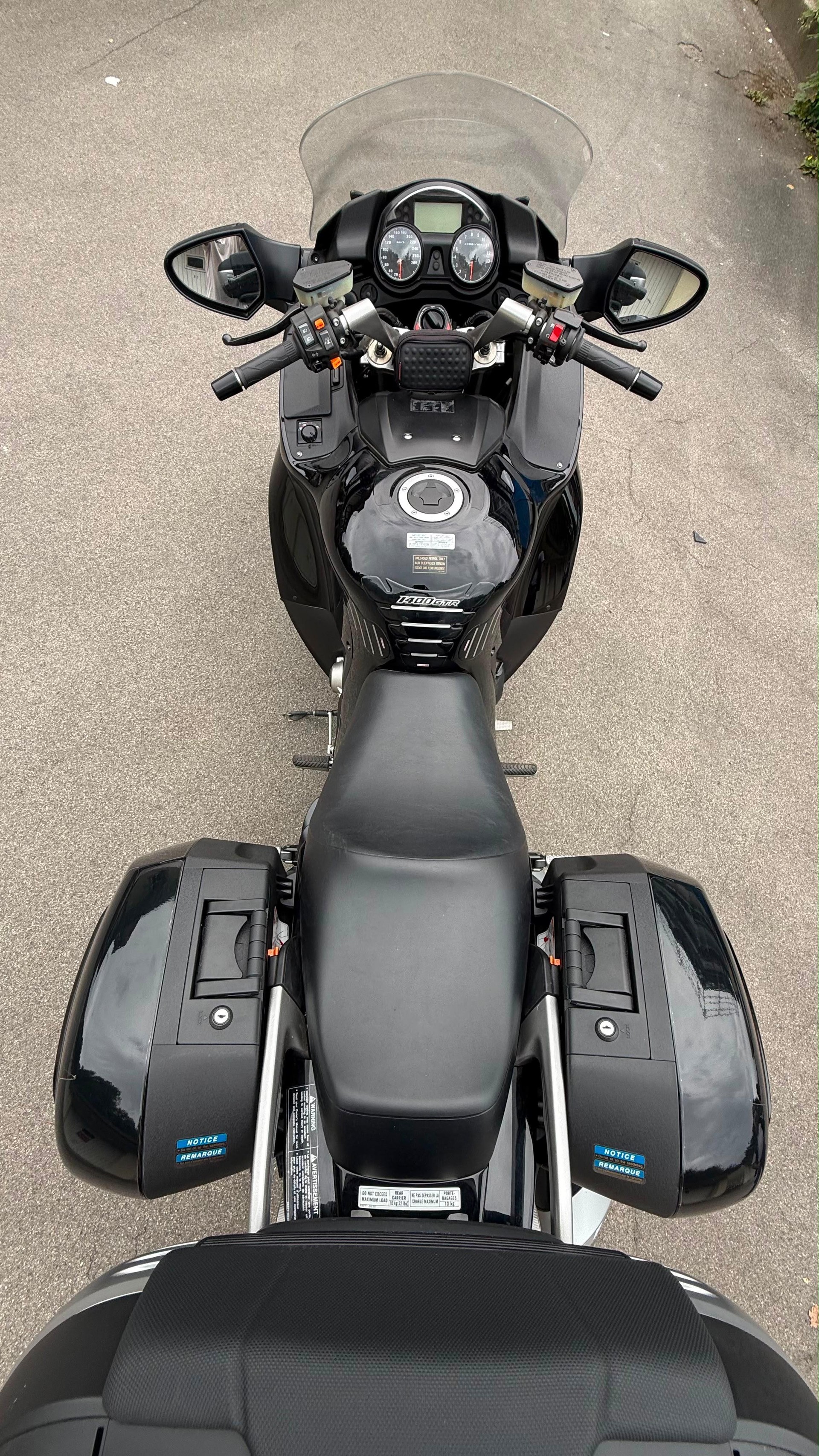KAWASAKI GTR 1400-image-5