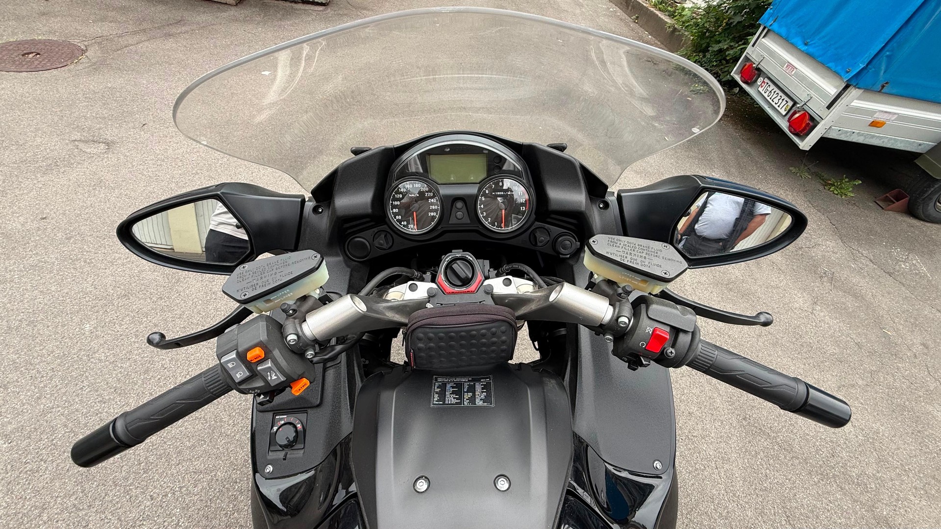 KAWASAKI GTR 1400-image-2