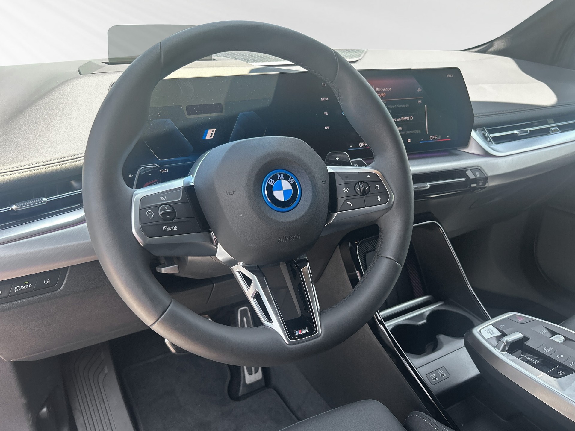 BMW 230e xDrive Active Tourer M Sport-showroom-element-3