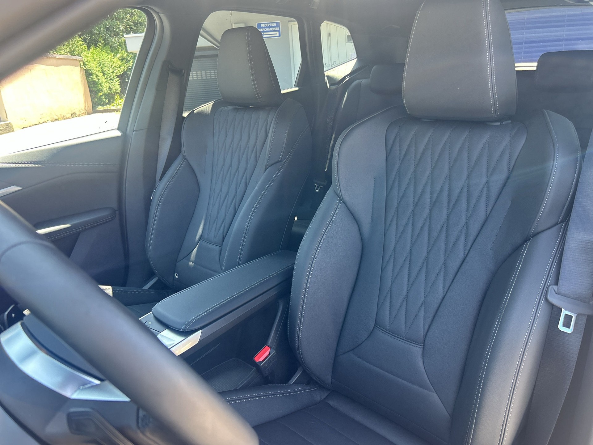 BMW 230e xDrive Active Tourer M Sport-image-9