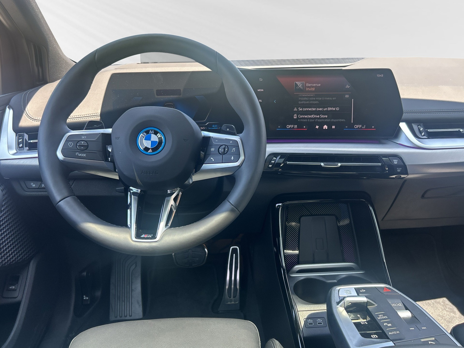 BMW 230e xDrive Active Tourer M Sport-image-4