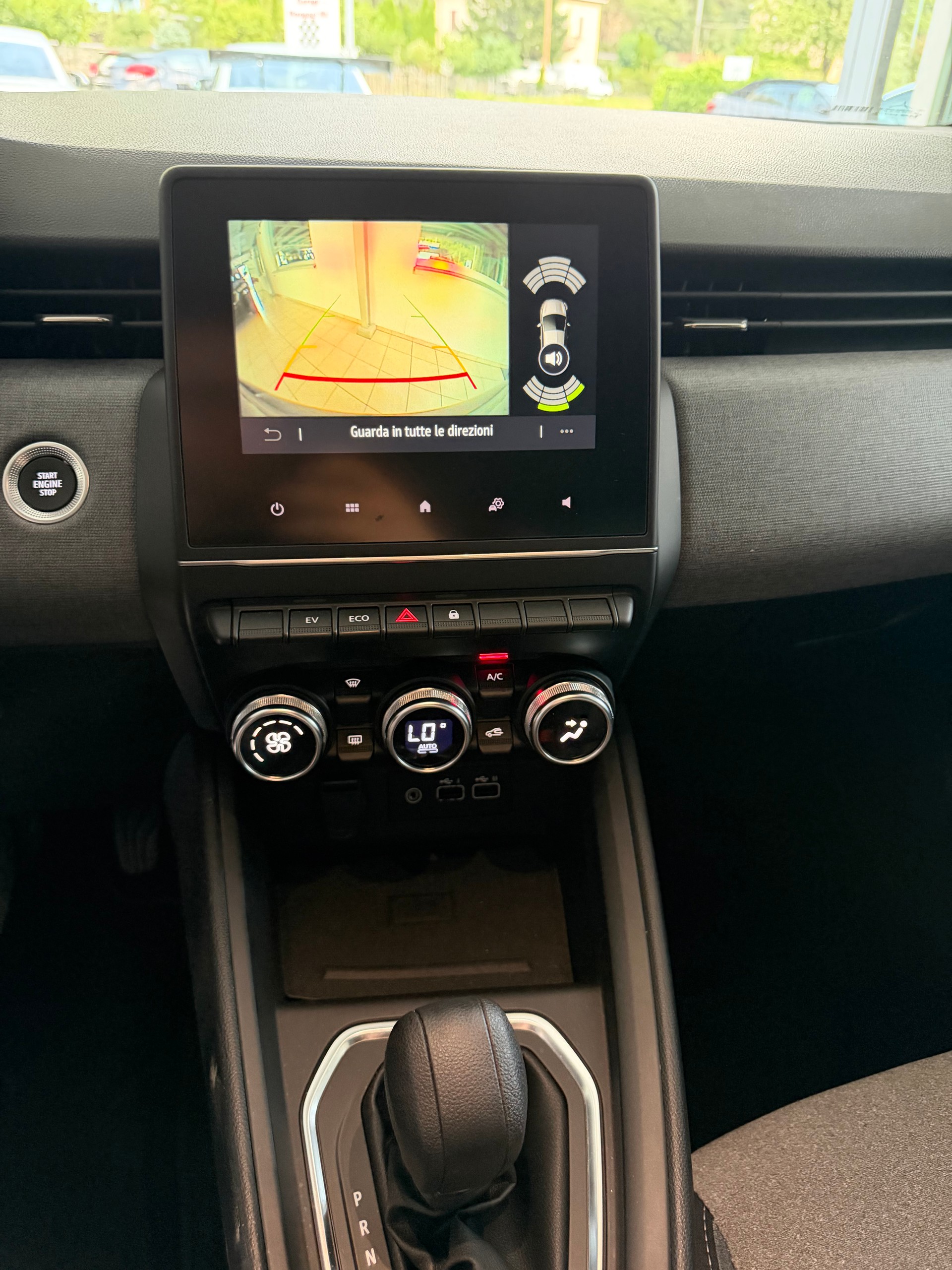 MITSUBISHI COLT 1.6 HEV Invite-image-11