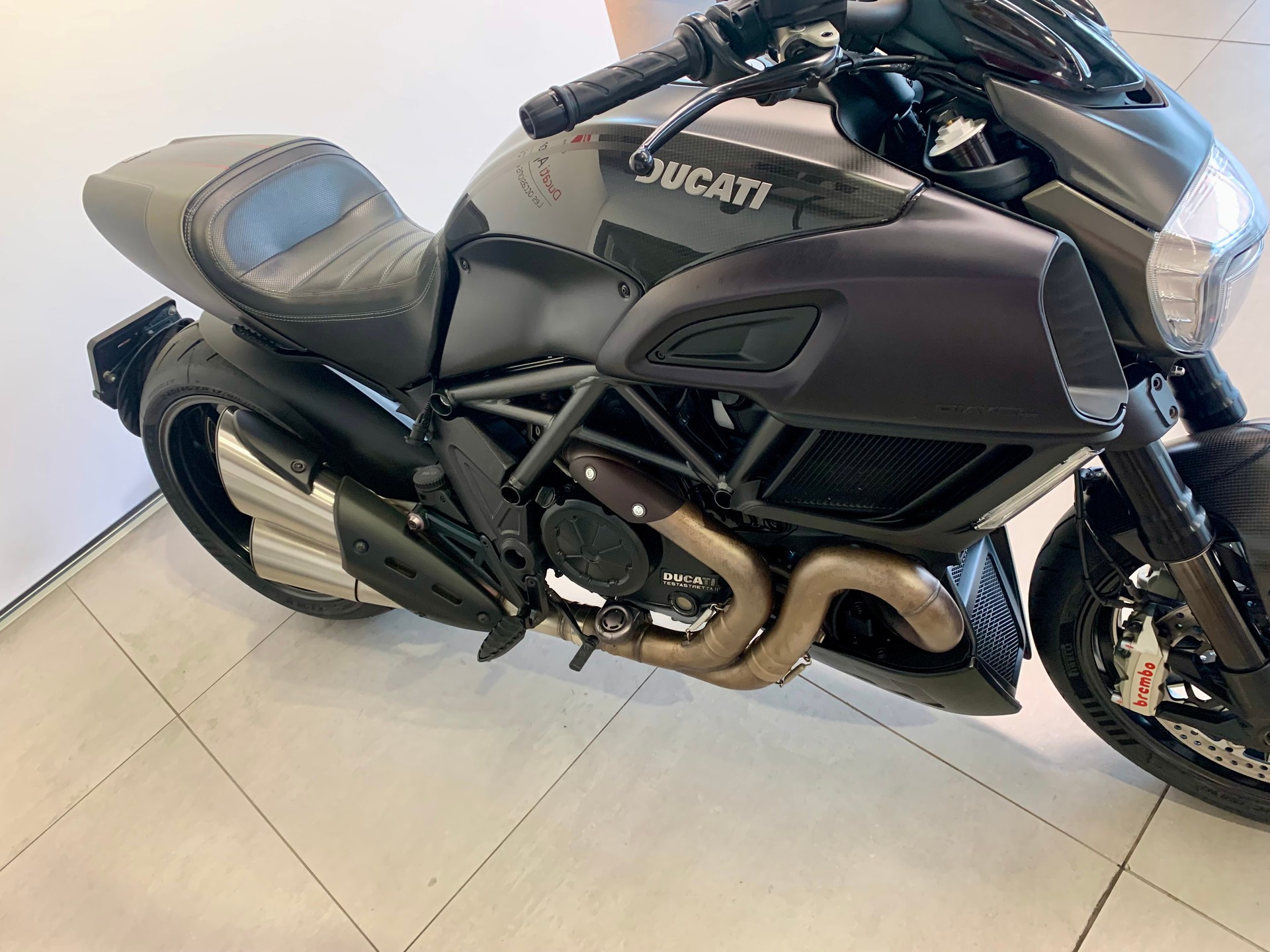 DUCATI Diavel 1200 Dark-image-7