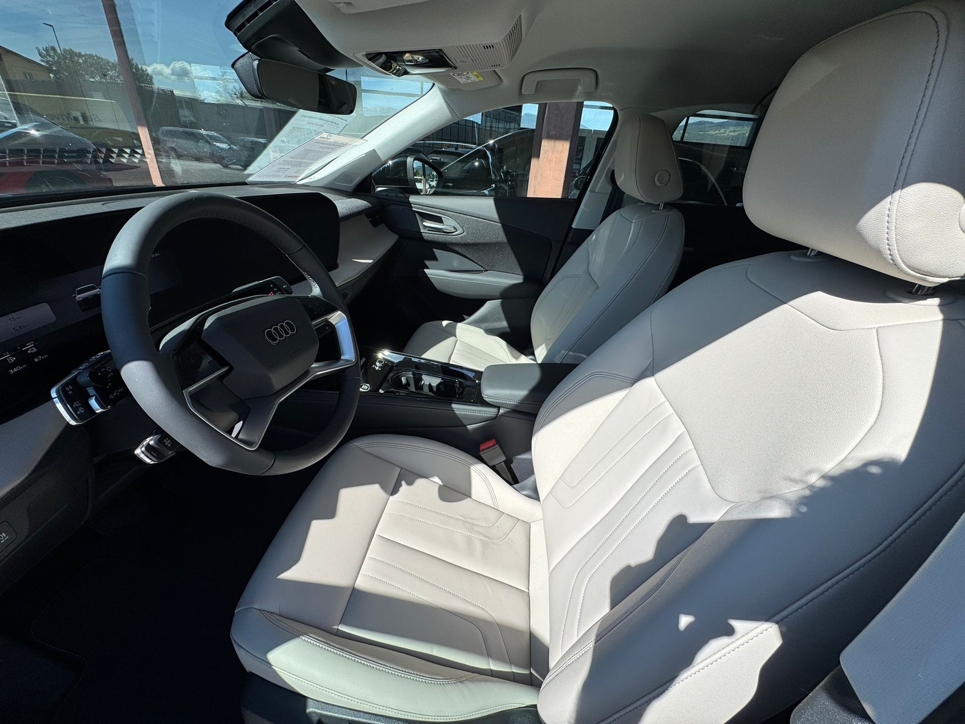 AUDI Q3 Sportback 1.5 e-hybrid S-tronic-image-6