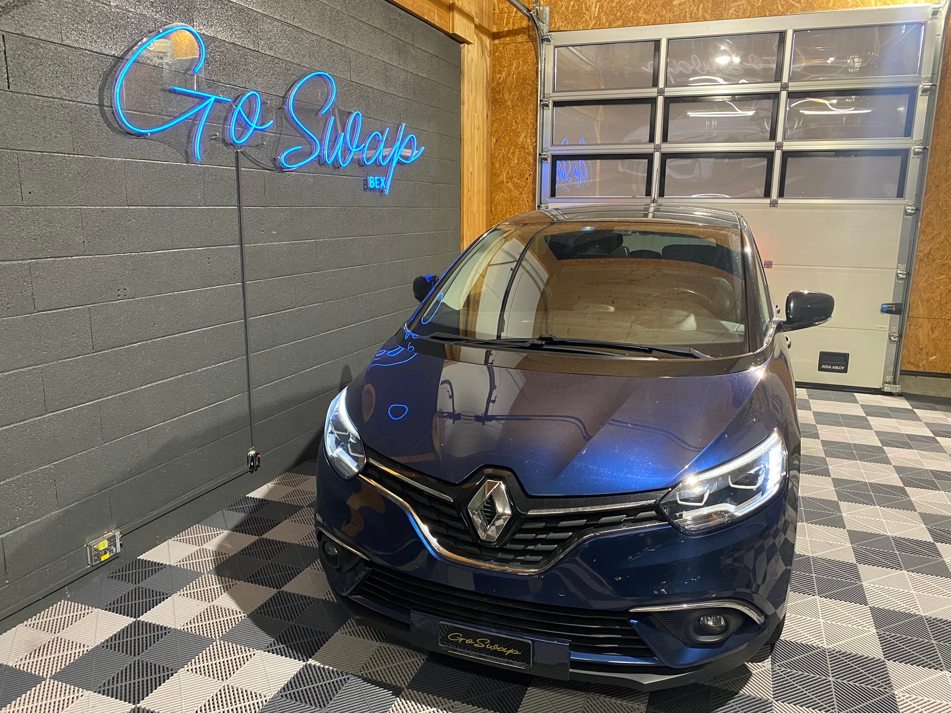 RENAULT Scénic 1.2 16V Turbo Bose-image-7