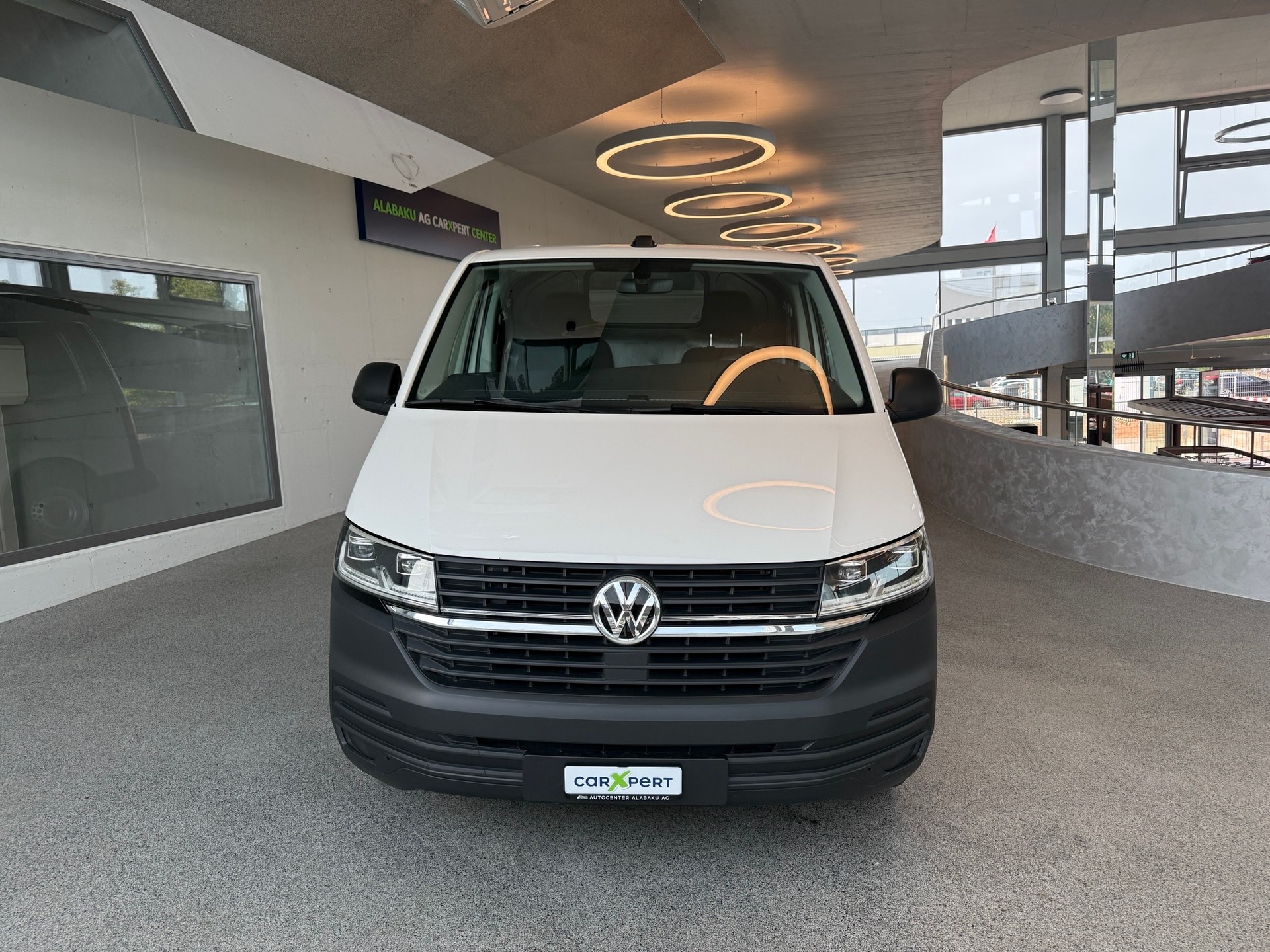 VW T6.1 2.0 TDI DSG-showroom-element-1