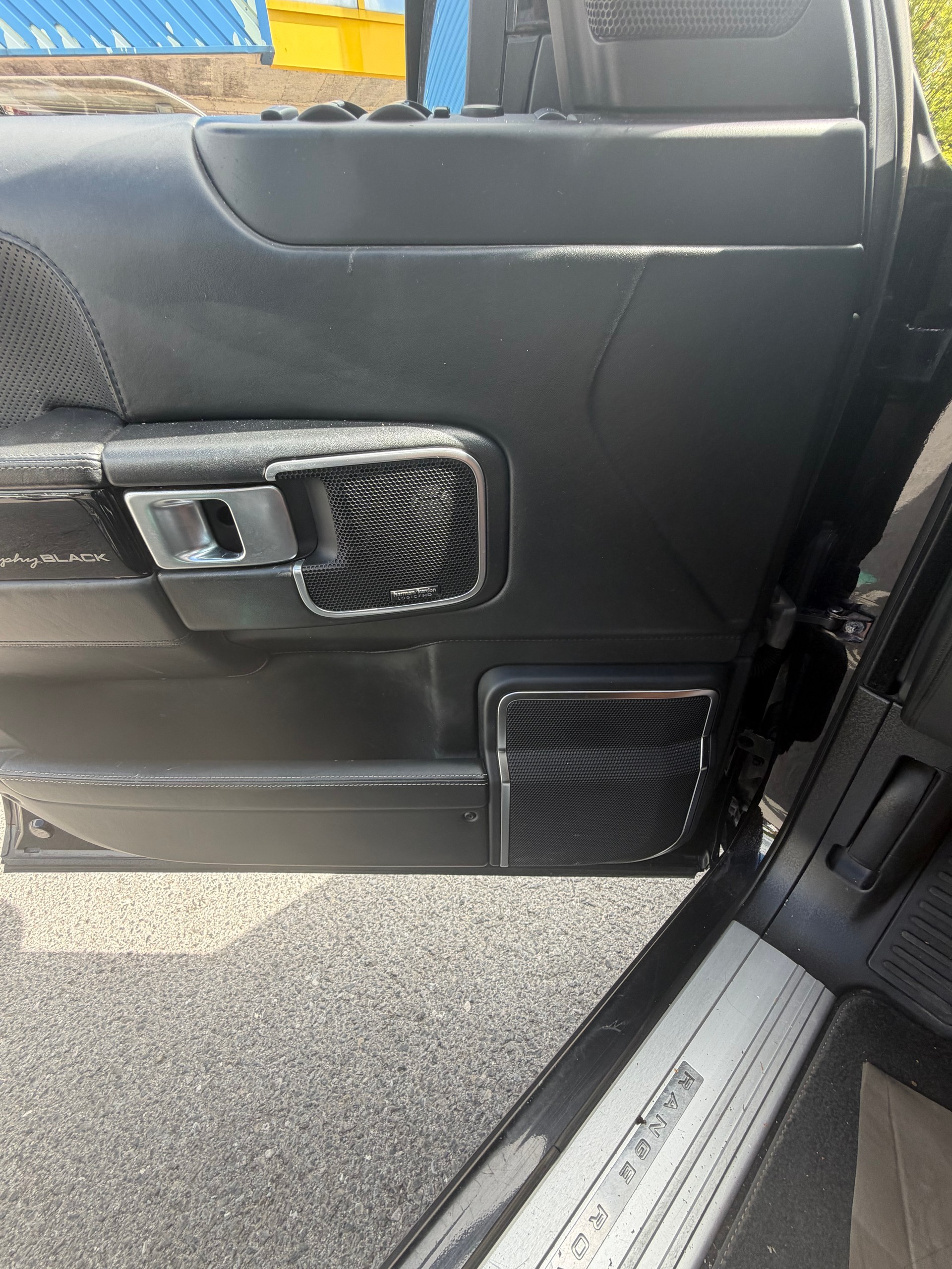 LAND ROVER Range Rover 4.4 TDV8 Autobiography Black Automatic-image-11