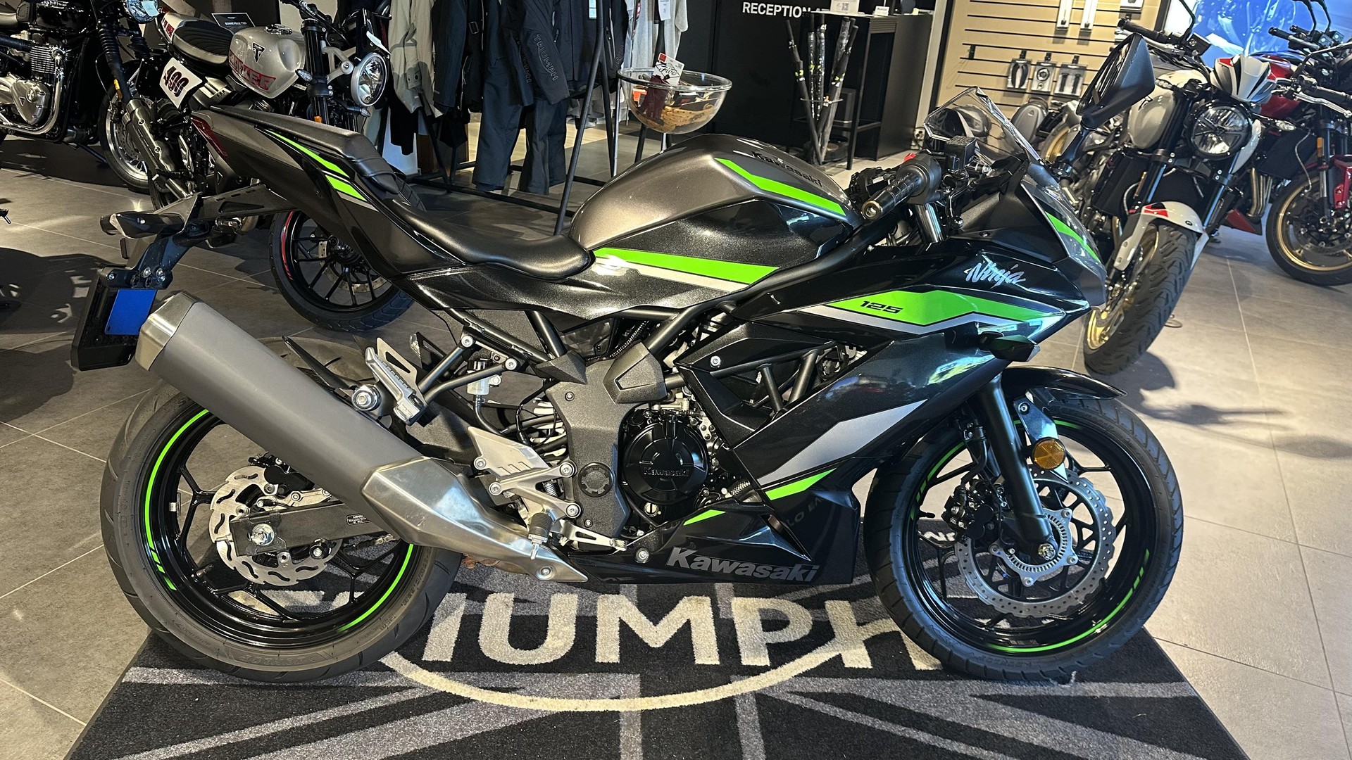 KAWASAKI Ninja 125-image-0