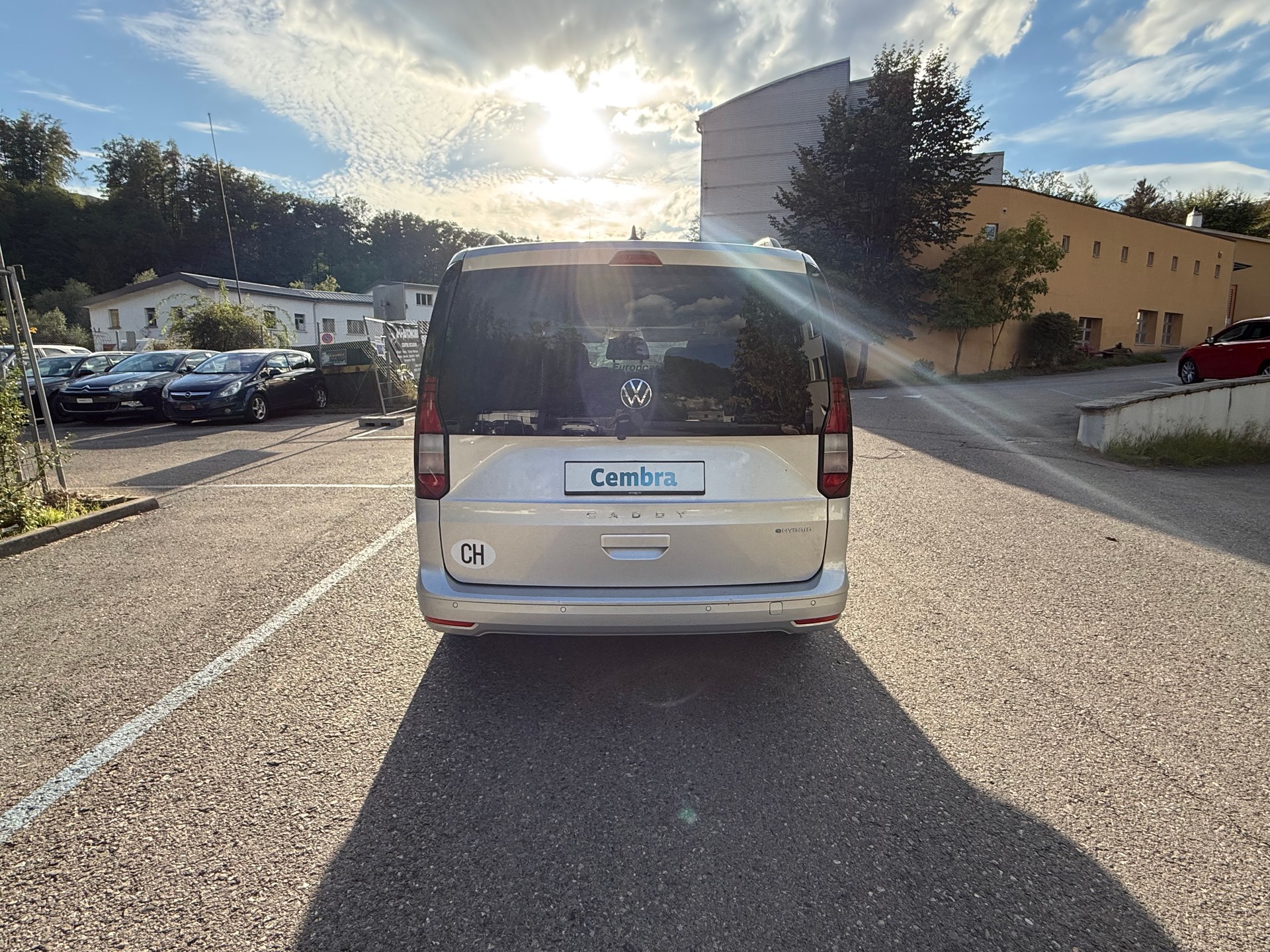 VW VW CADDY-image-5