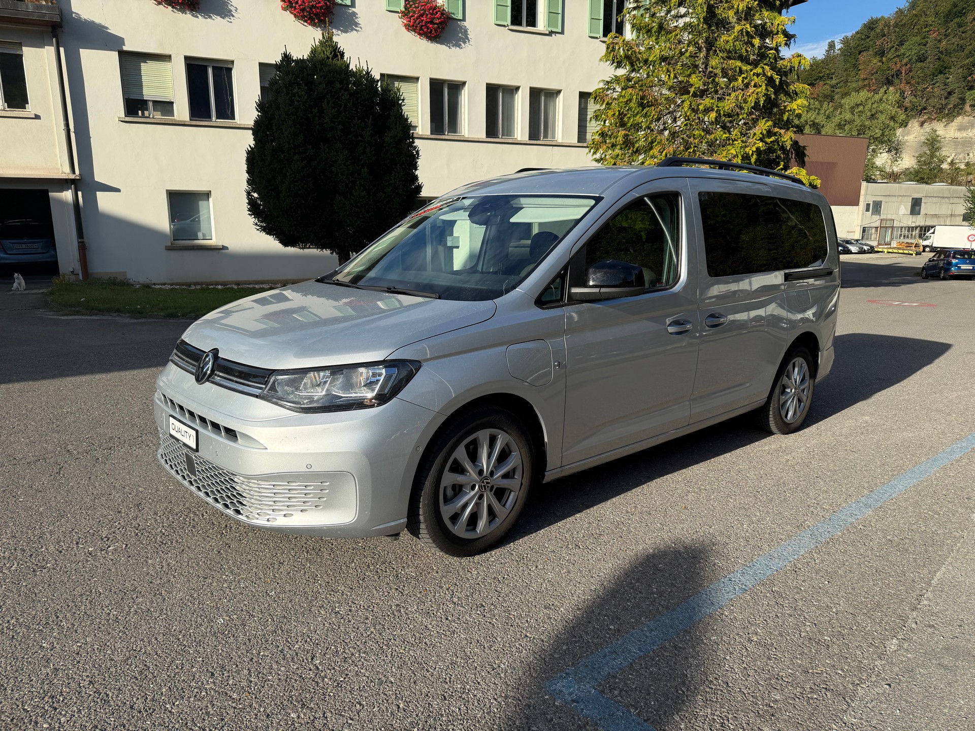 VW VW CADDY-showroom-element-2