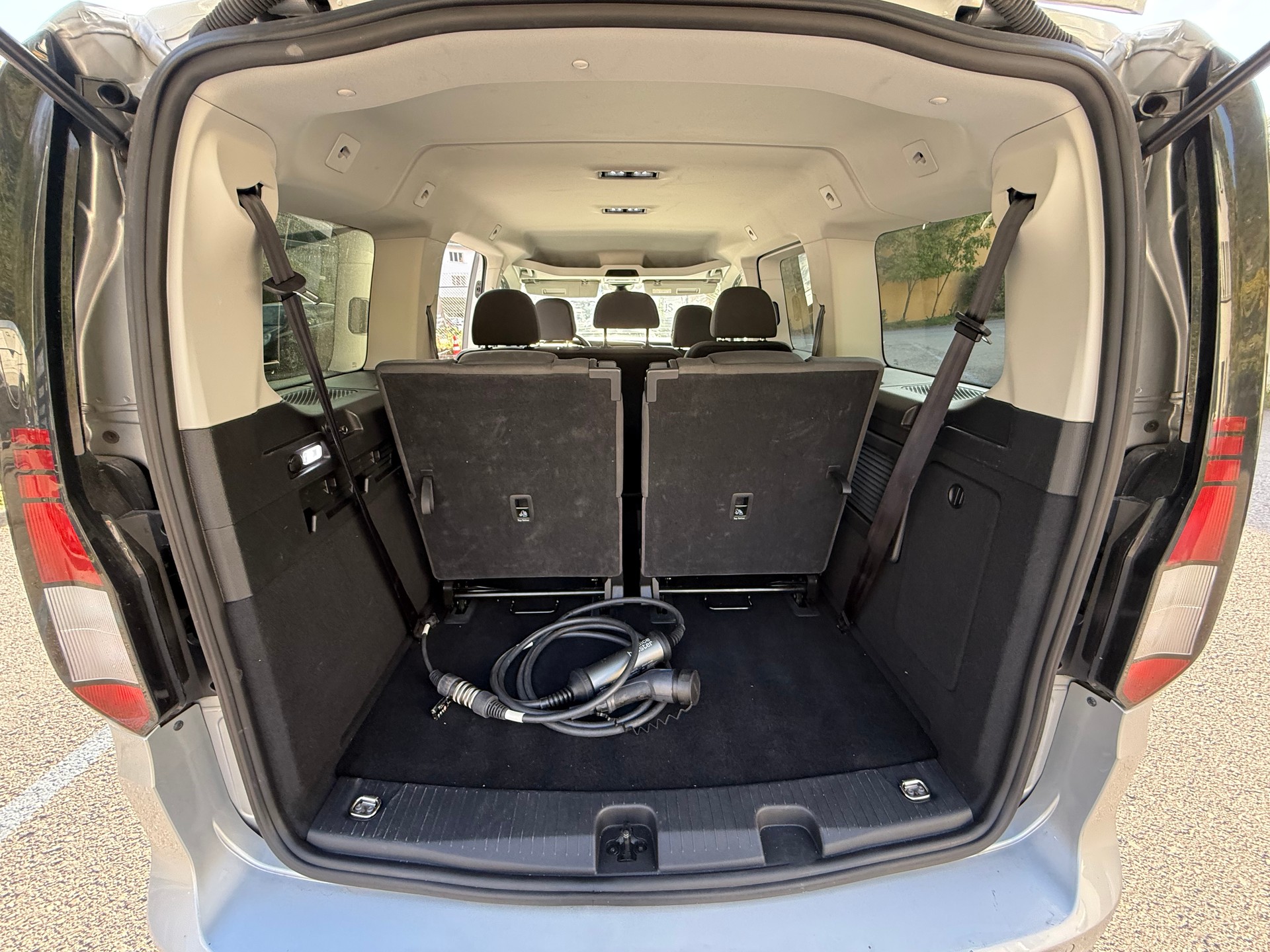 VW VW CADDY-image-9