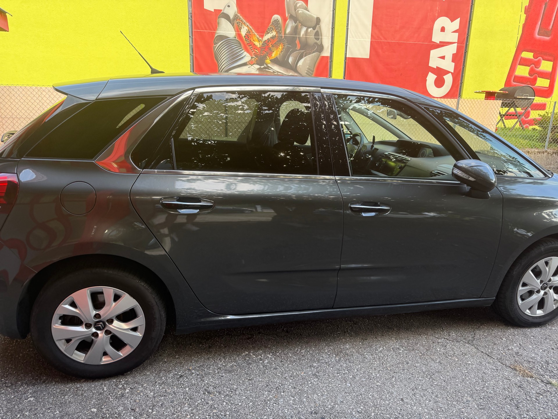 CITROEN C4 Picasso 1.6 BlueHDi Intensive EAT6-image-2