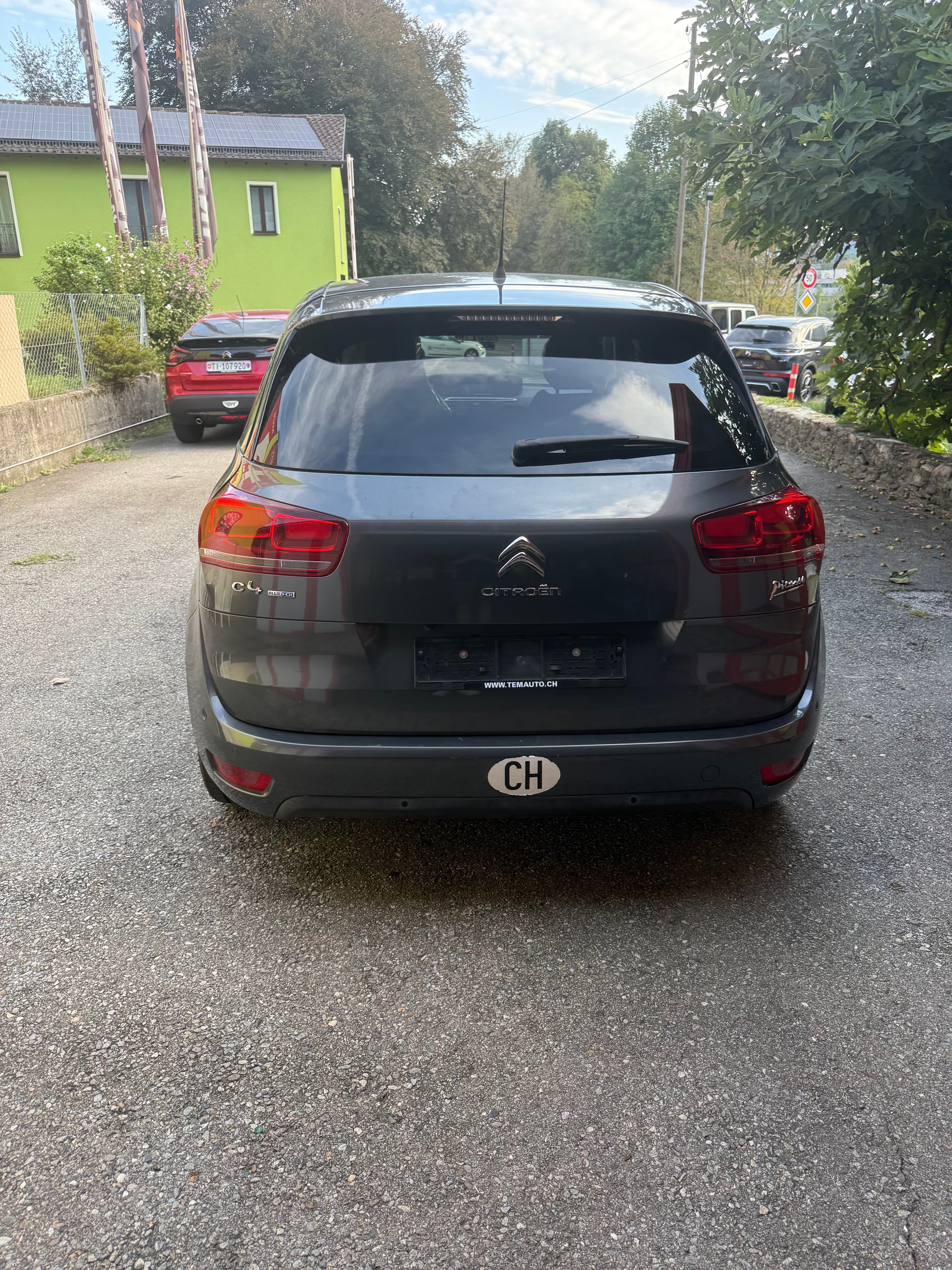 CITROEN C4 Picasso 1.6 BlueHDi Intensive EAT6-image-3