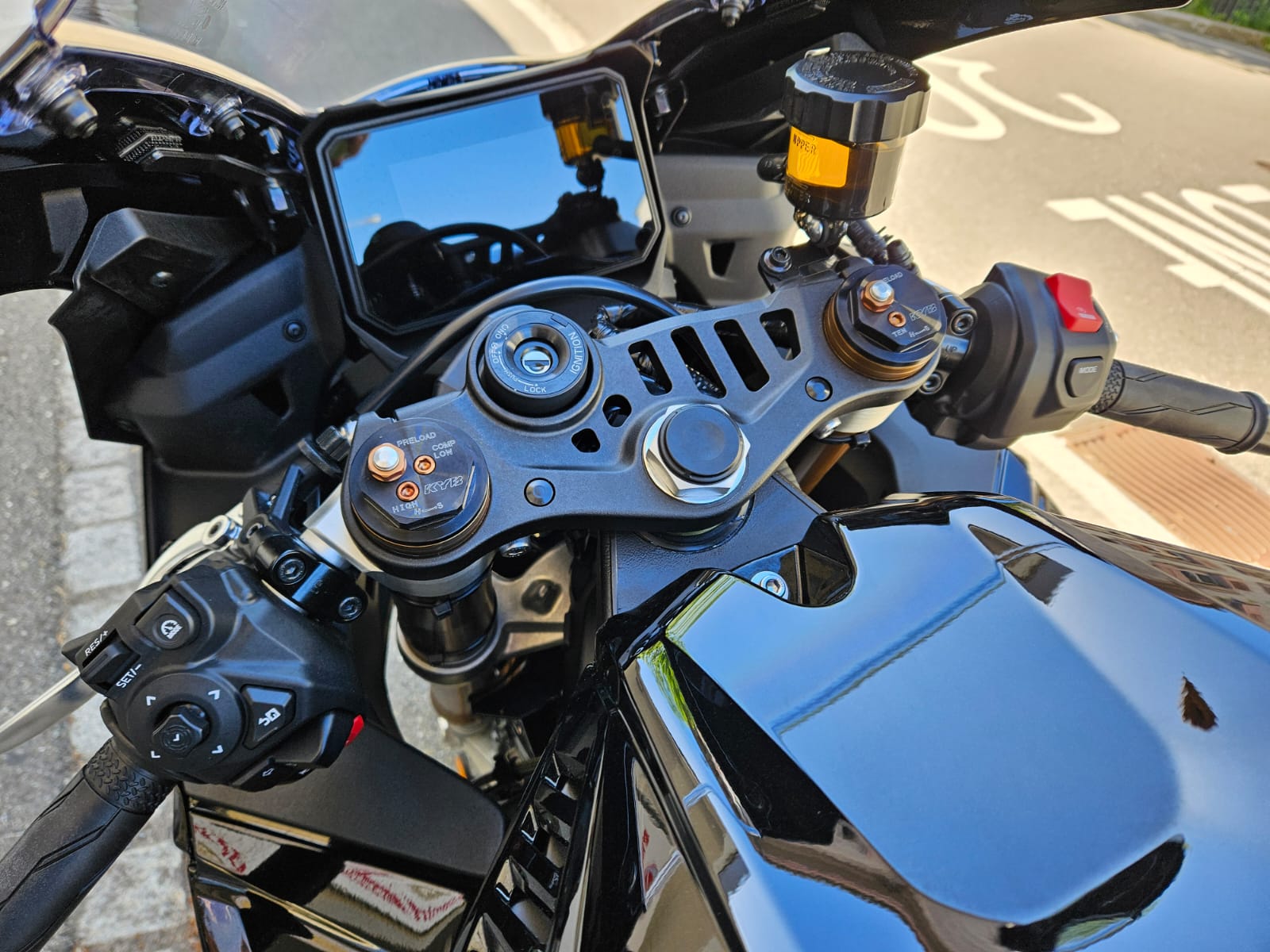 YAMAHA YZF-R9-image-5