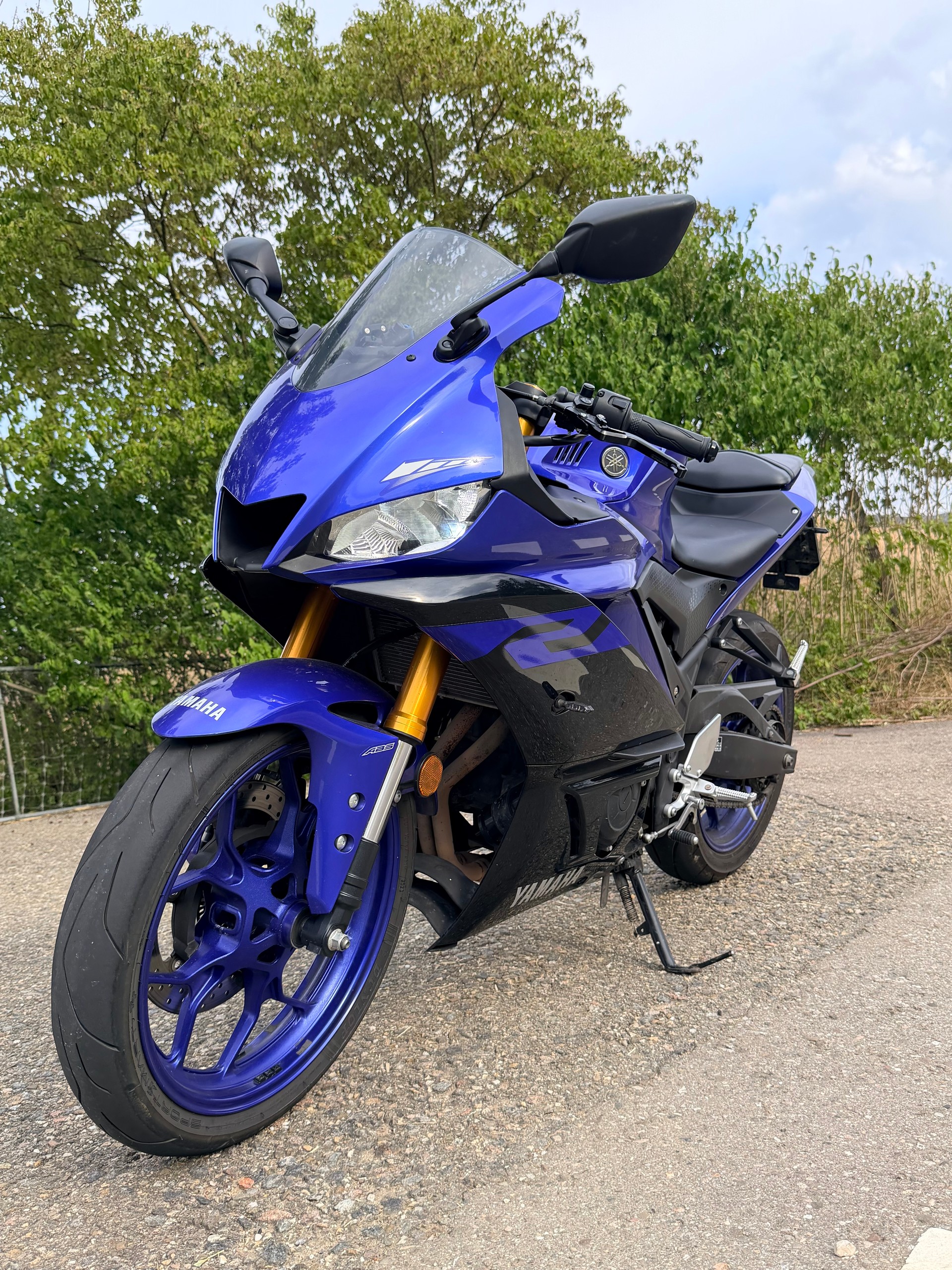 YAMAHA YZF-R3 ABS-image-1