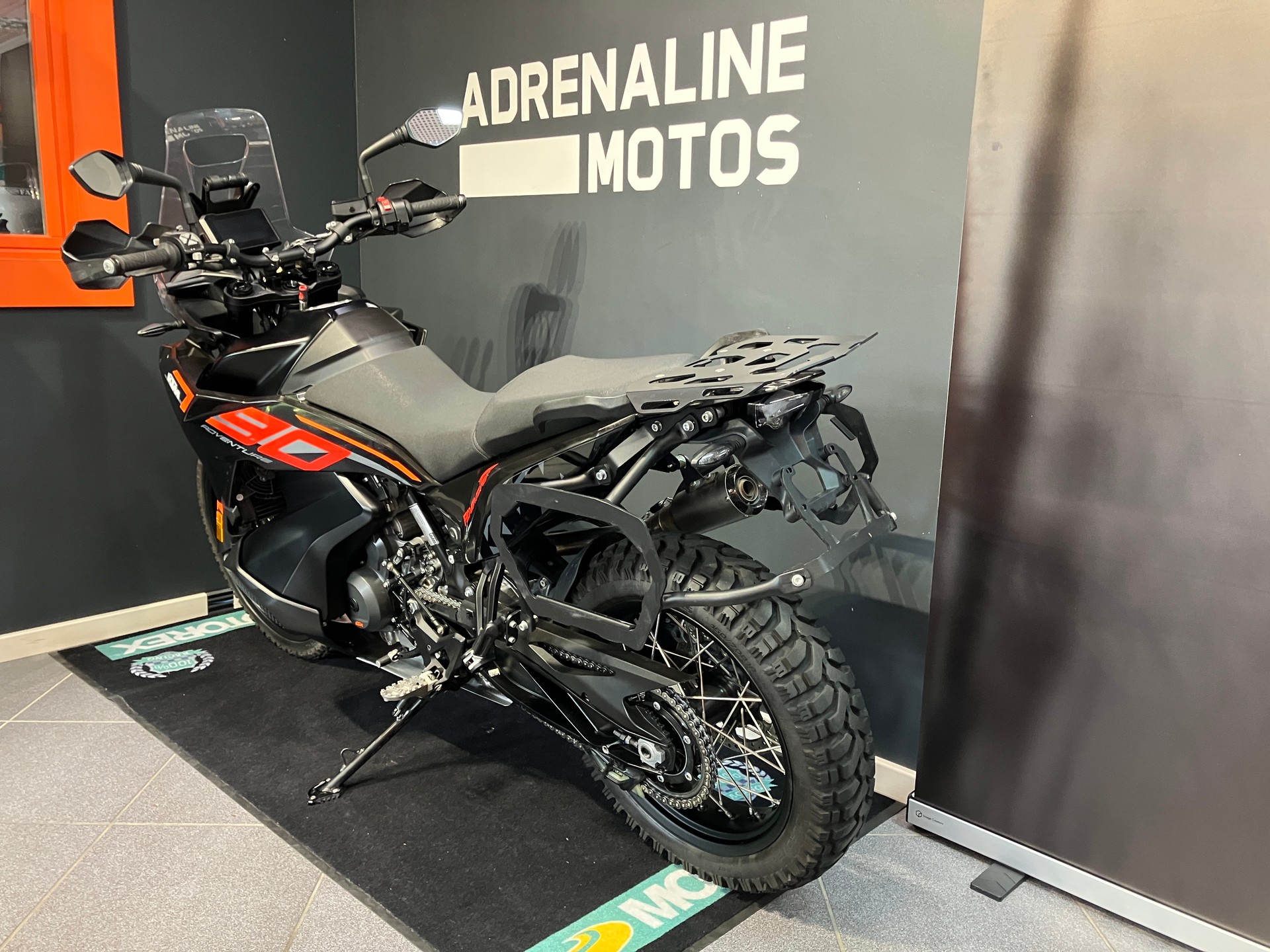 KTM 790 Adventure-image-5