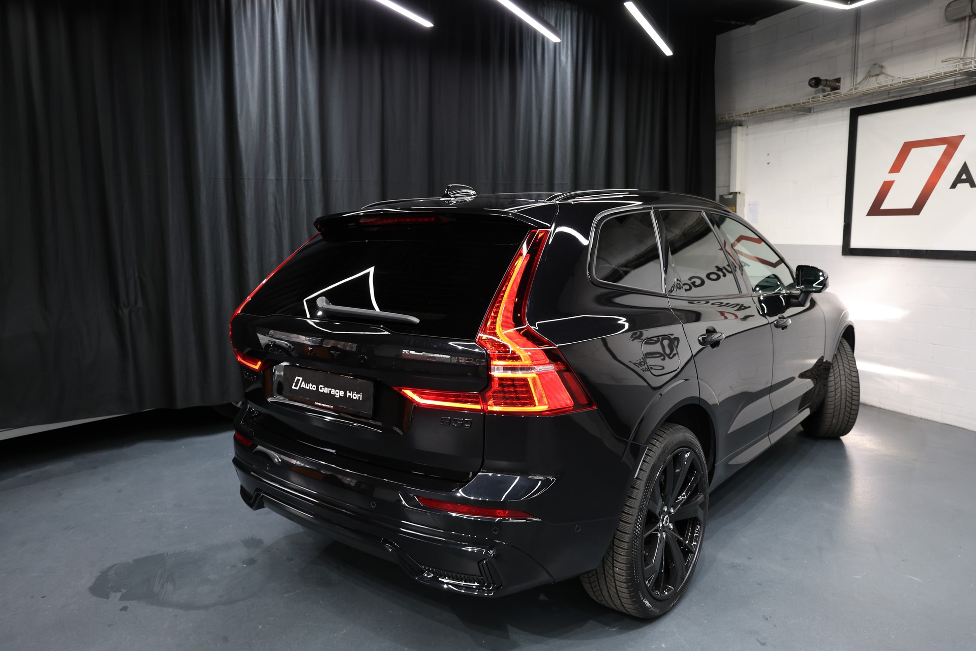 VOLVO XC60 B5 Benzin Mild Hybrid AWD Ultra Dark Geartronic-image-22