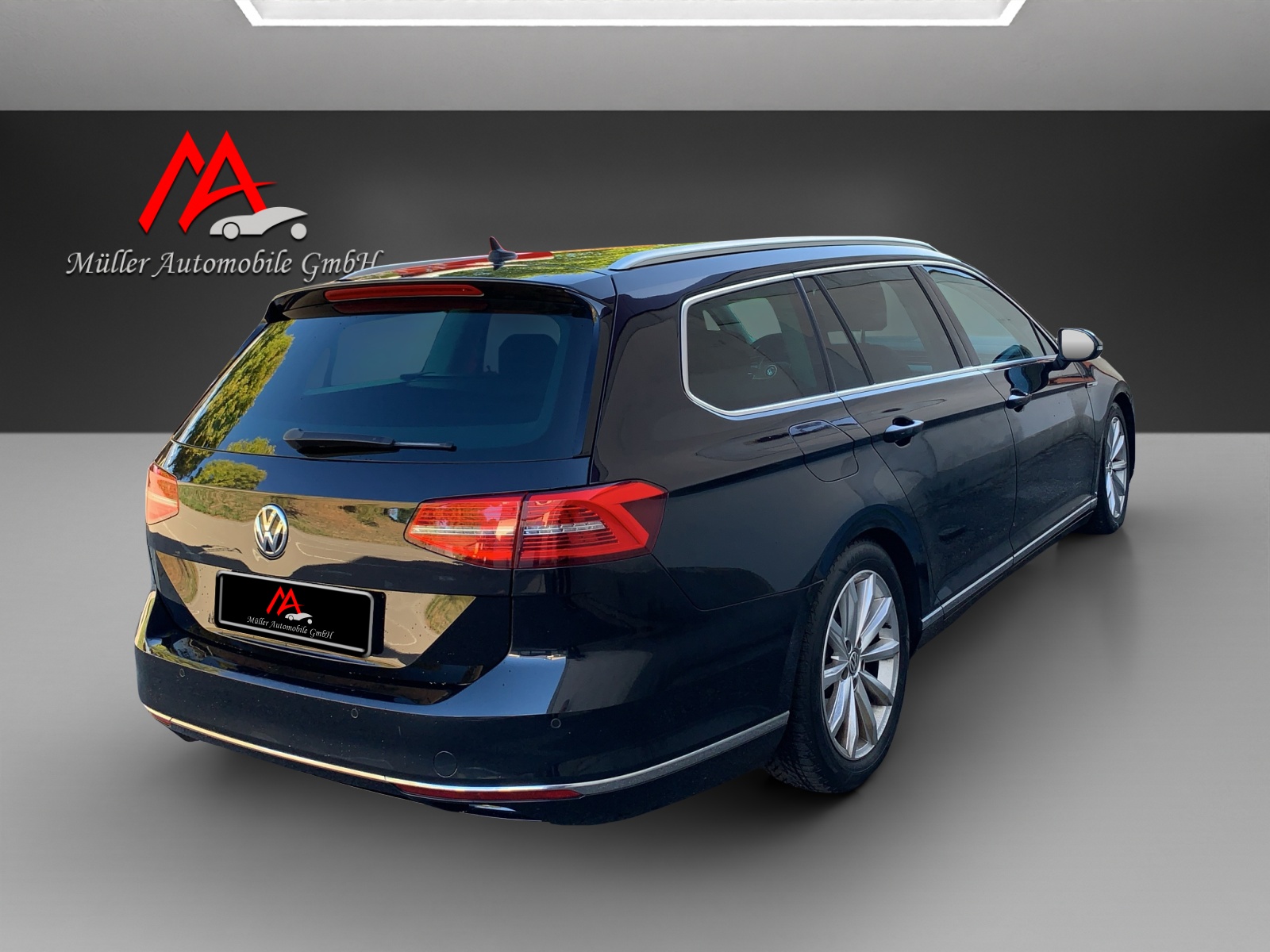 VW Passat Variant 2.0 TDI BMT High. DSG 4Motion-image-7