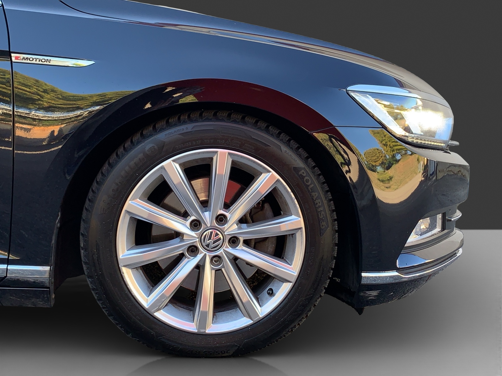 VW Passat Variant 2.0 TDI BMT High. DSG 4Motion-image-8