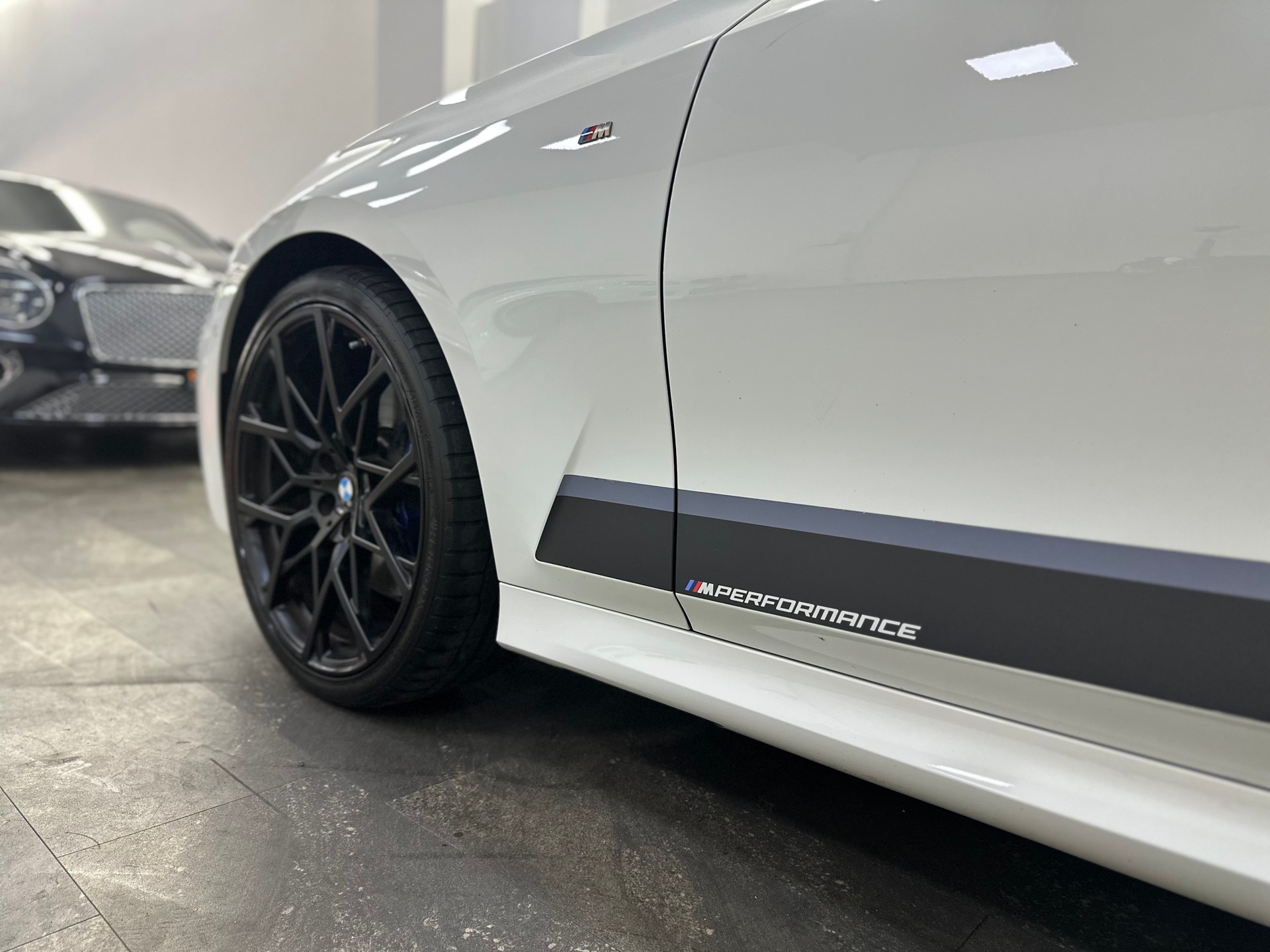 BMW M340i xDrive M-Performance-image-8