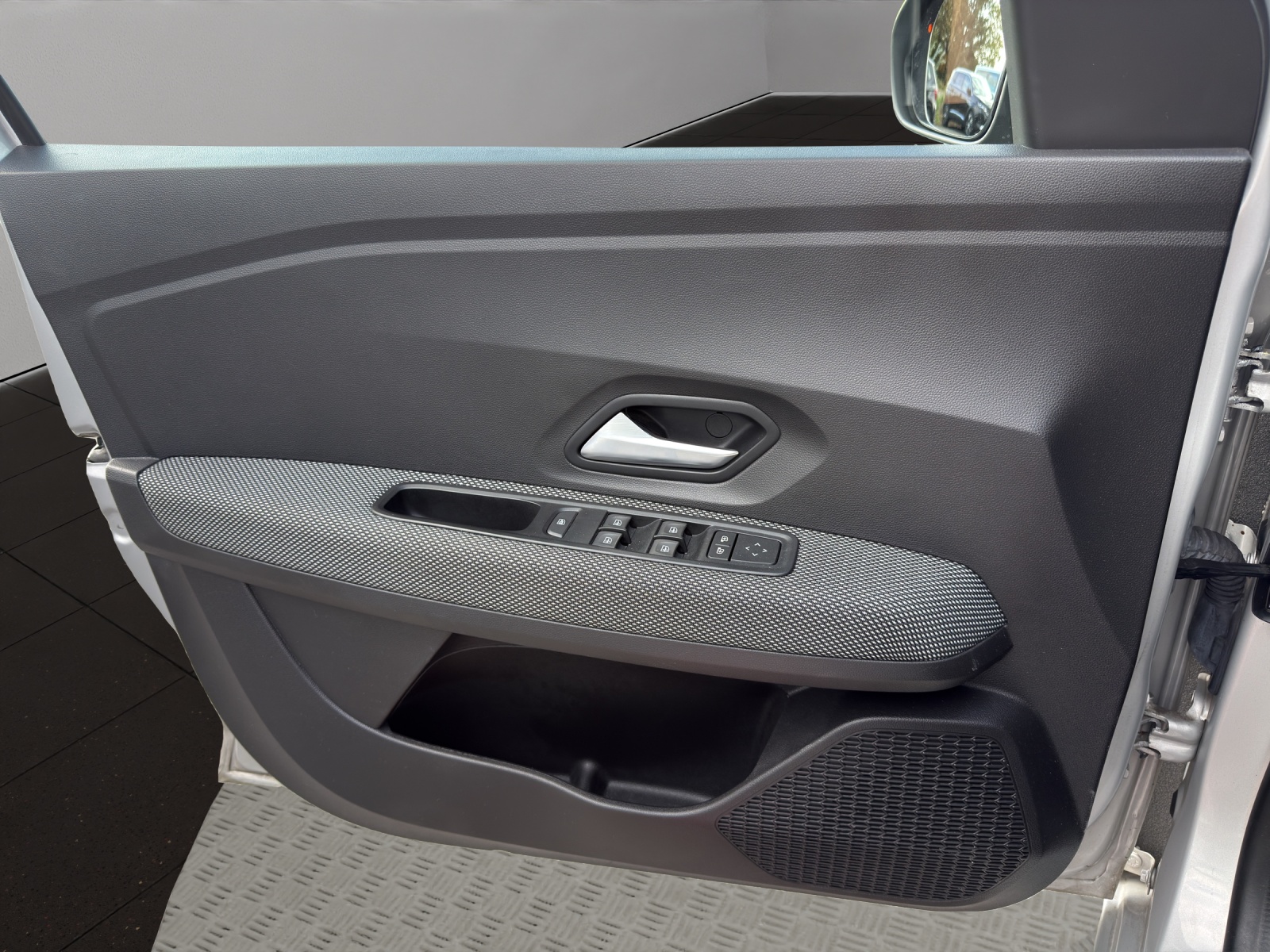 DACIA Sandero TCe 90 Comfort-image-11