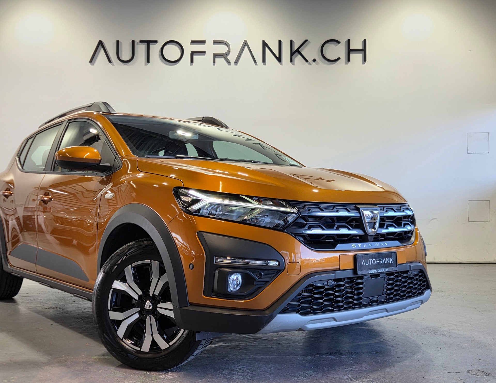 DACIA Sandero 1.0 TCe Stepway Comfort-showroom-element-3