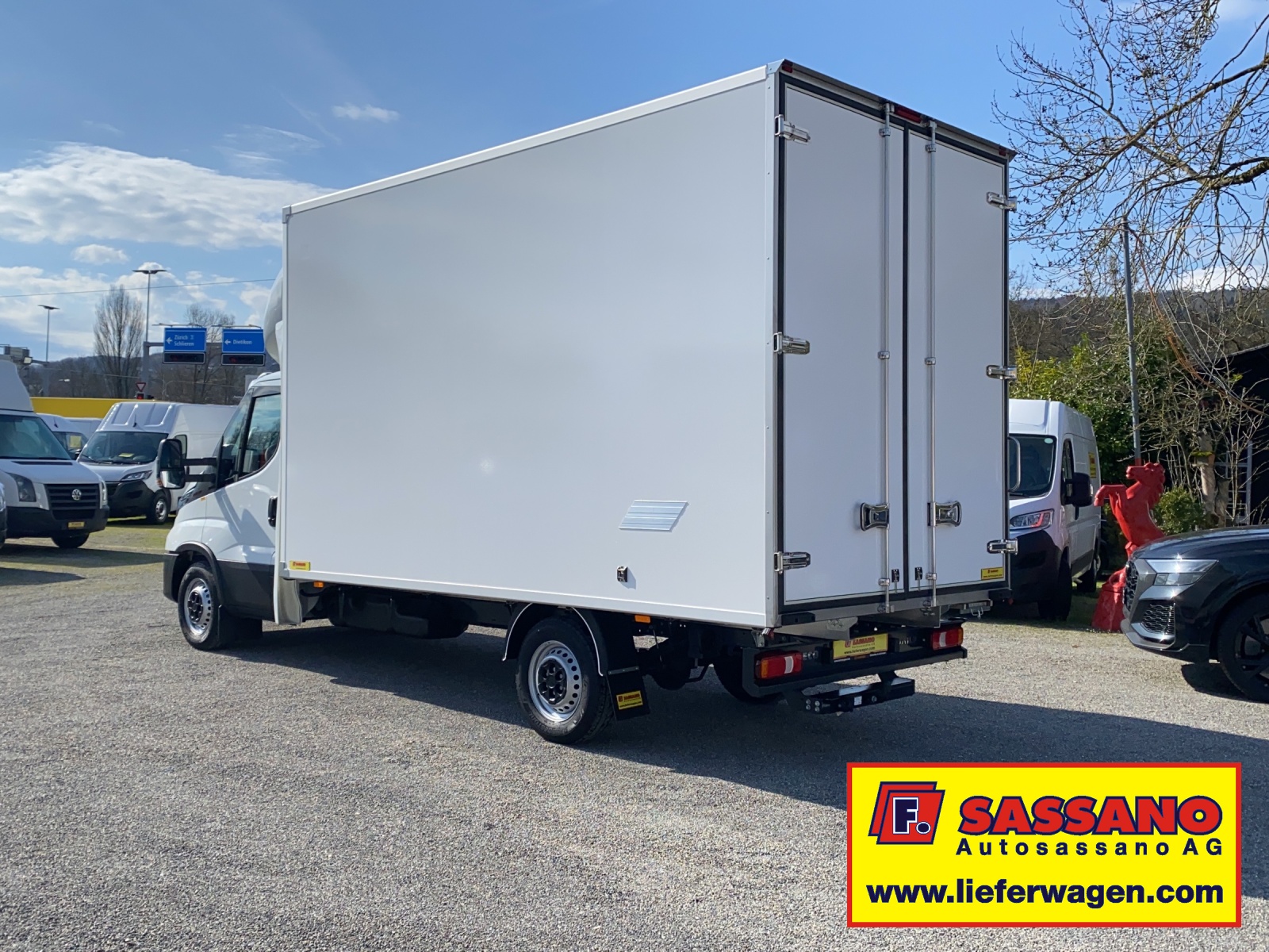 IVECO Daily 35 S 18 Möbelwagen mit Flügeltüren 2.43m Innenhöhe-image-4