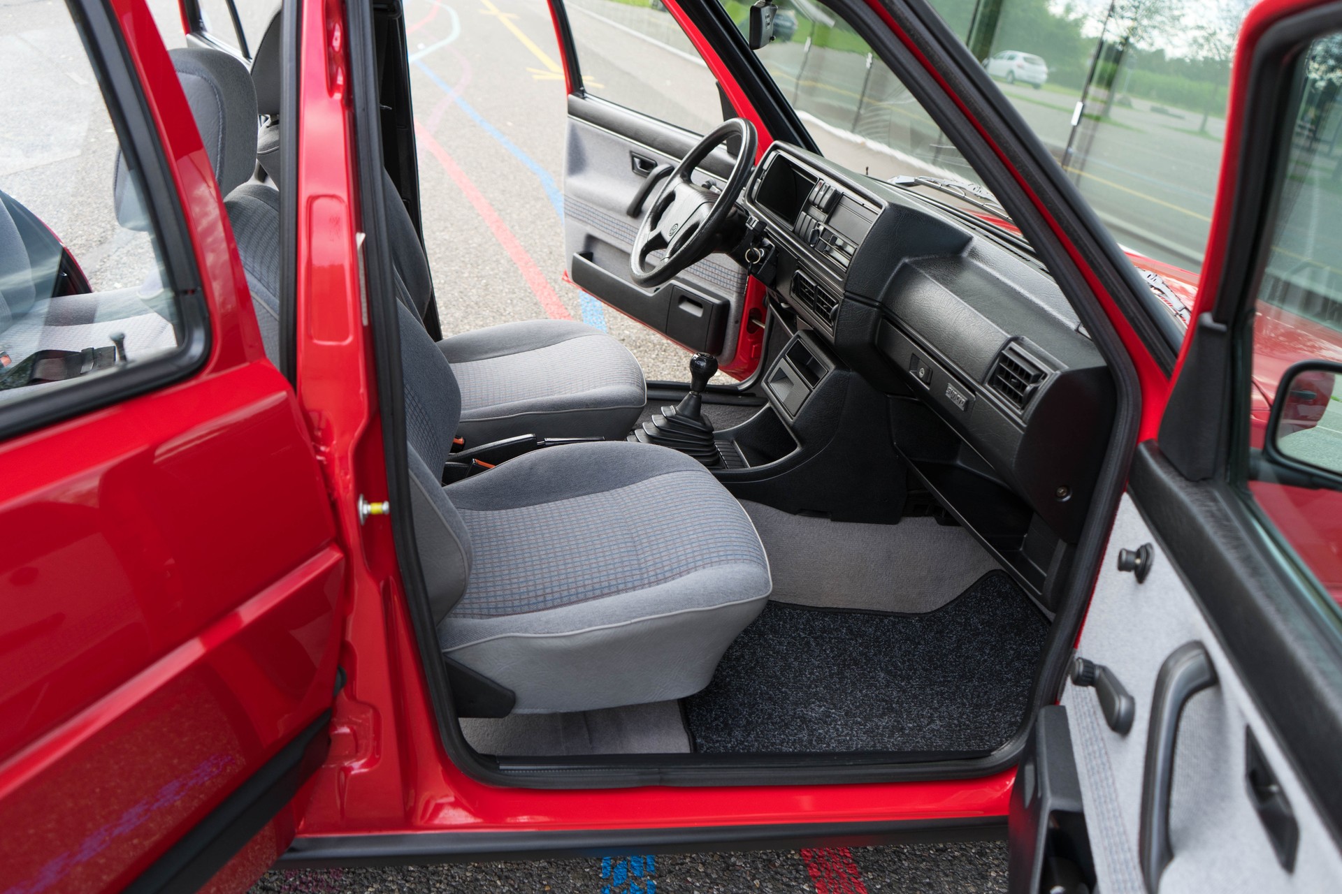 VW Golf 1800 GT syncro ABS mit VETERANEN MFK-image-16