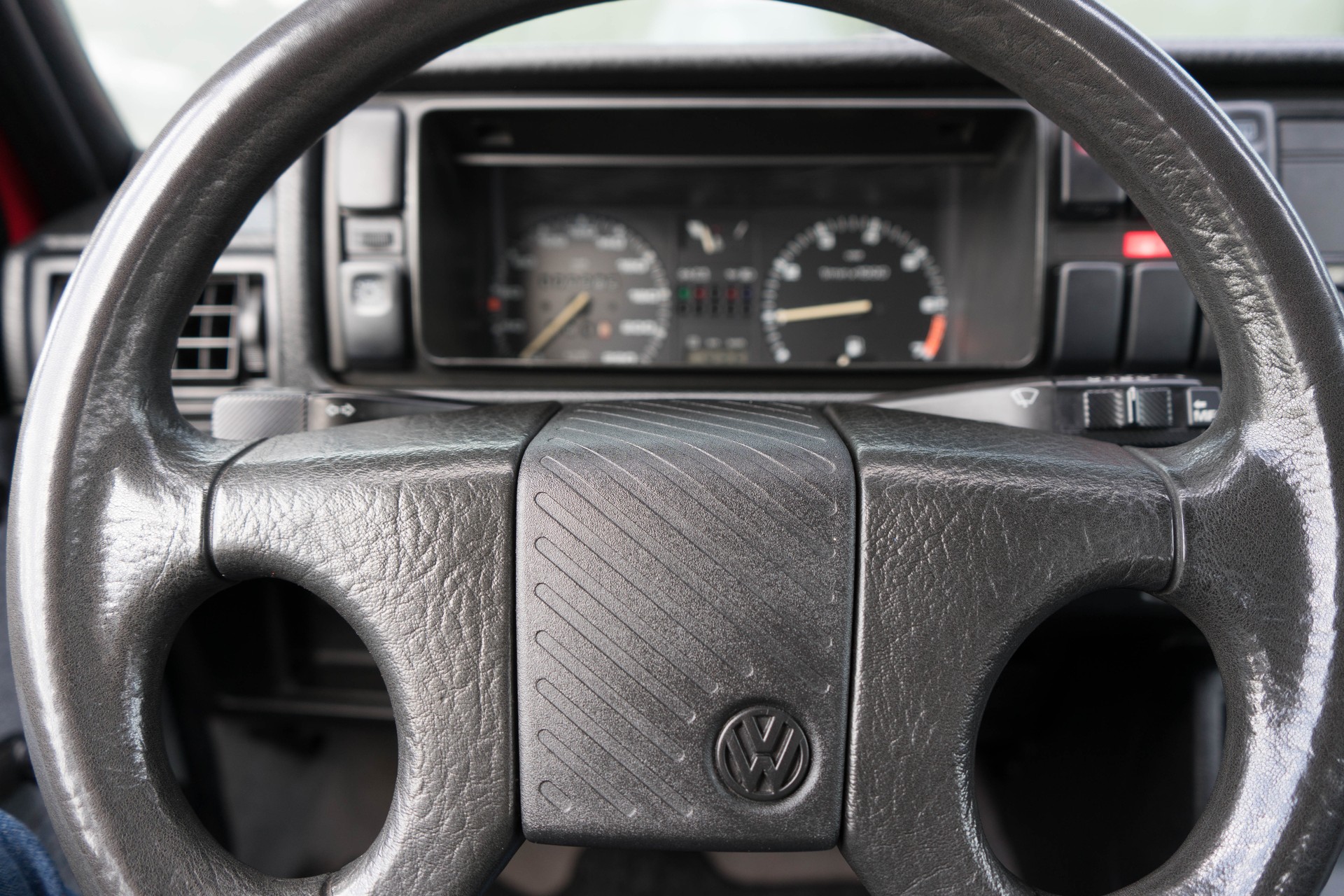 VW Golf 1800 GT syncro ABS mit VETERANEN MFK-image-23