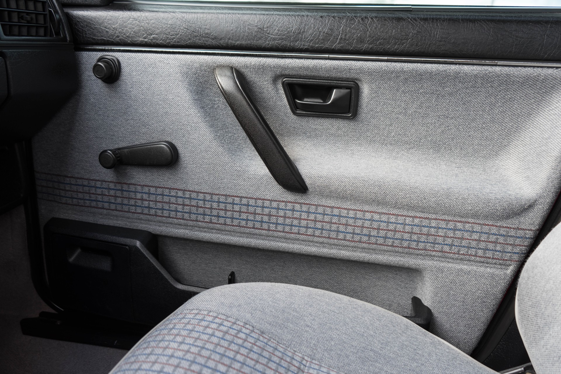 VW Golf 1800 GT syncro ABS mit VETERANEN MFK-image-18