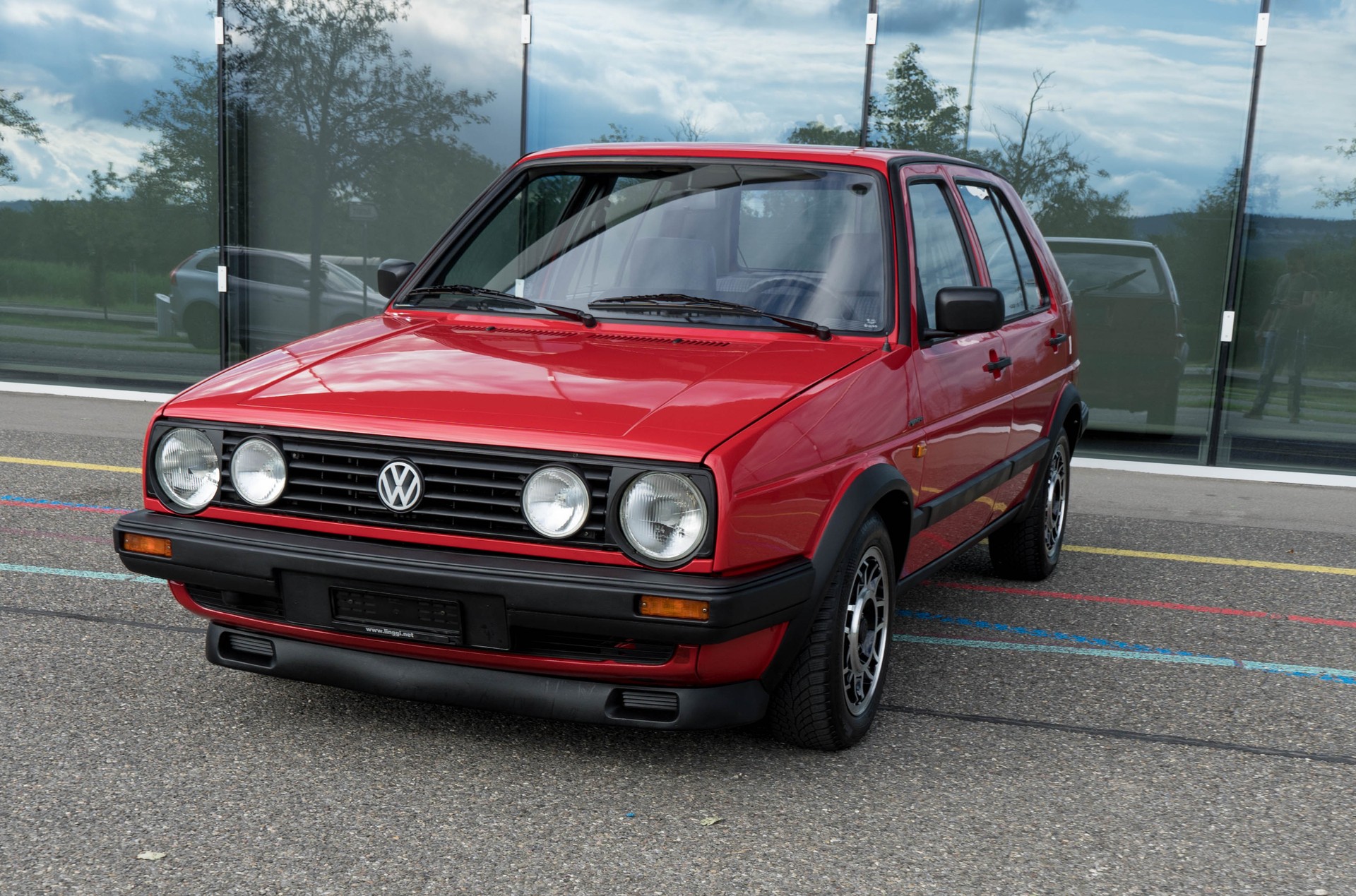 VW Golf 1800 GT syncro ABS mit VETERANEN MFK-showroom-element-1
