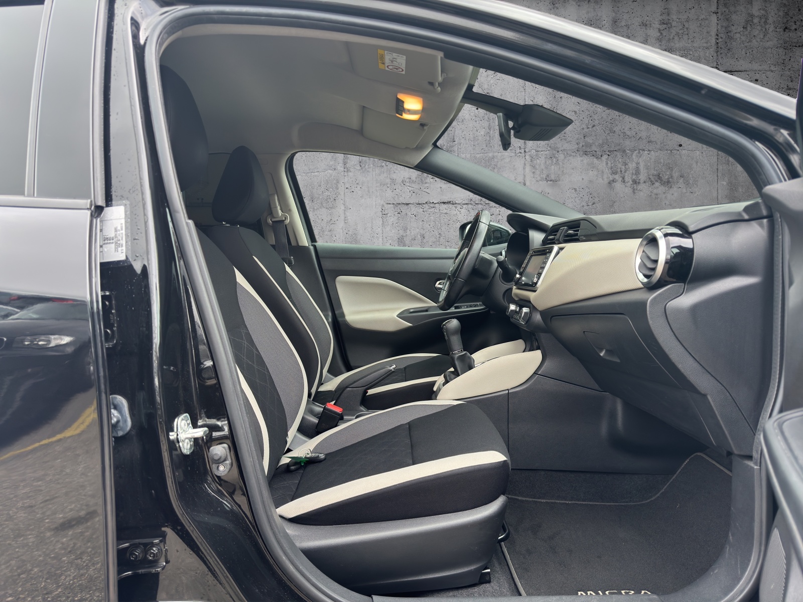 NISSAN Micra 0.9 IG-T n-connecta-image-11