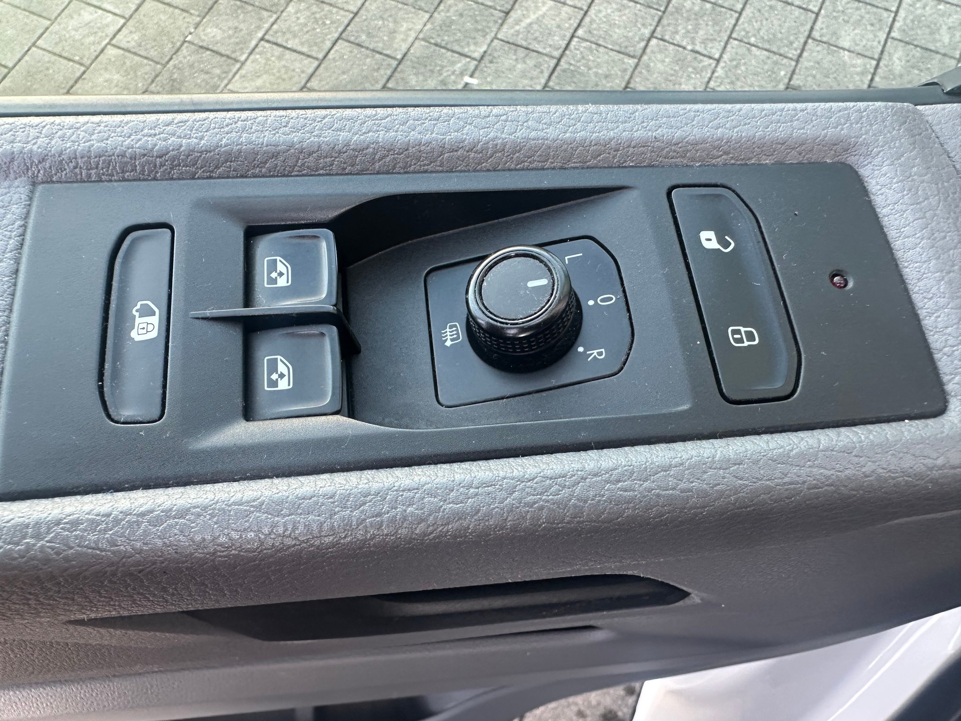VW T6.1 2.0 TDI-image-16