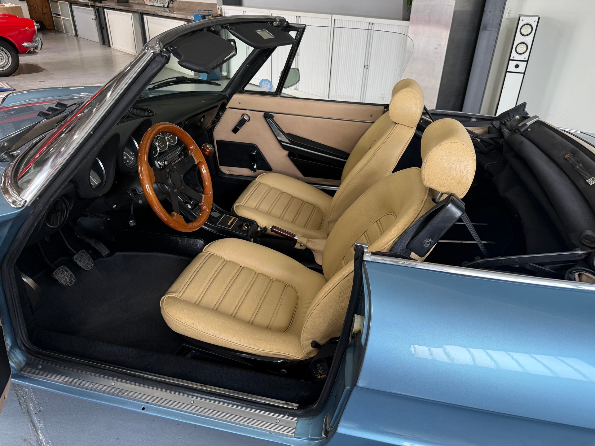 ALFA ROMEO 2000-image-7