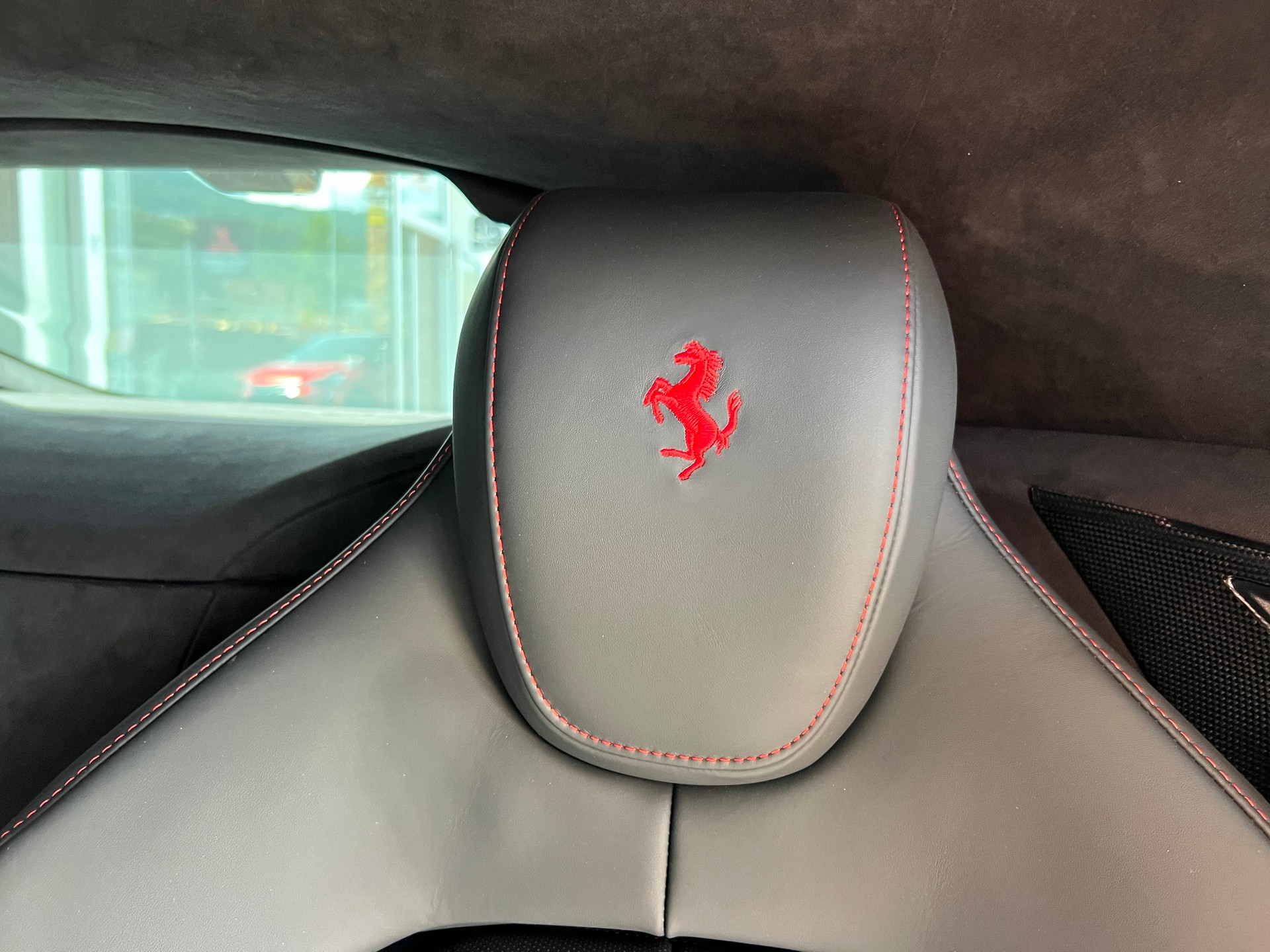 FERRARI Purosangue 6.5 V12-image-17