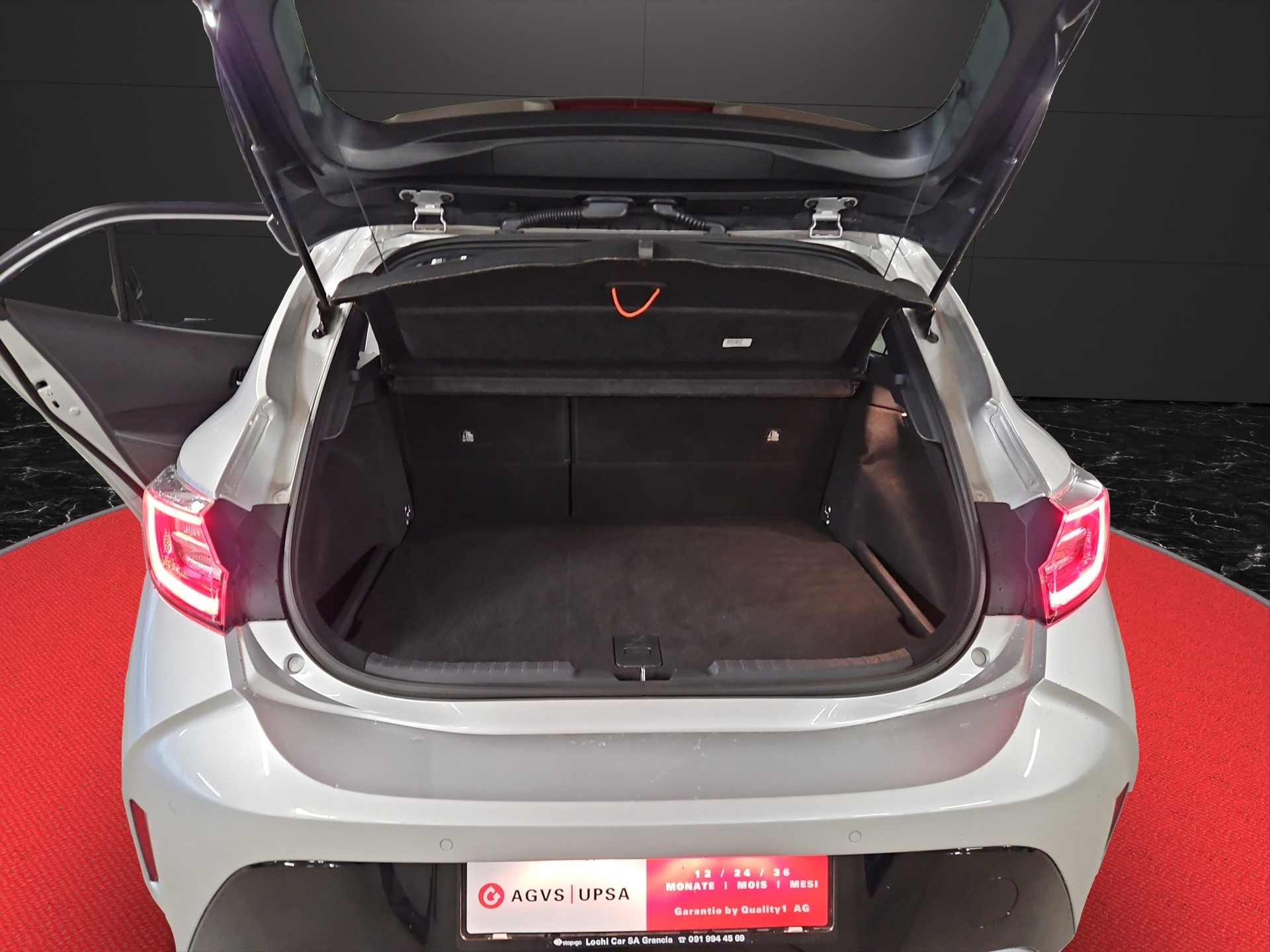 TOYOTA Corolla 2.0 HSD Trend e-CVT-image-12