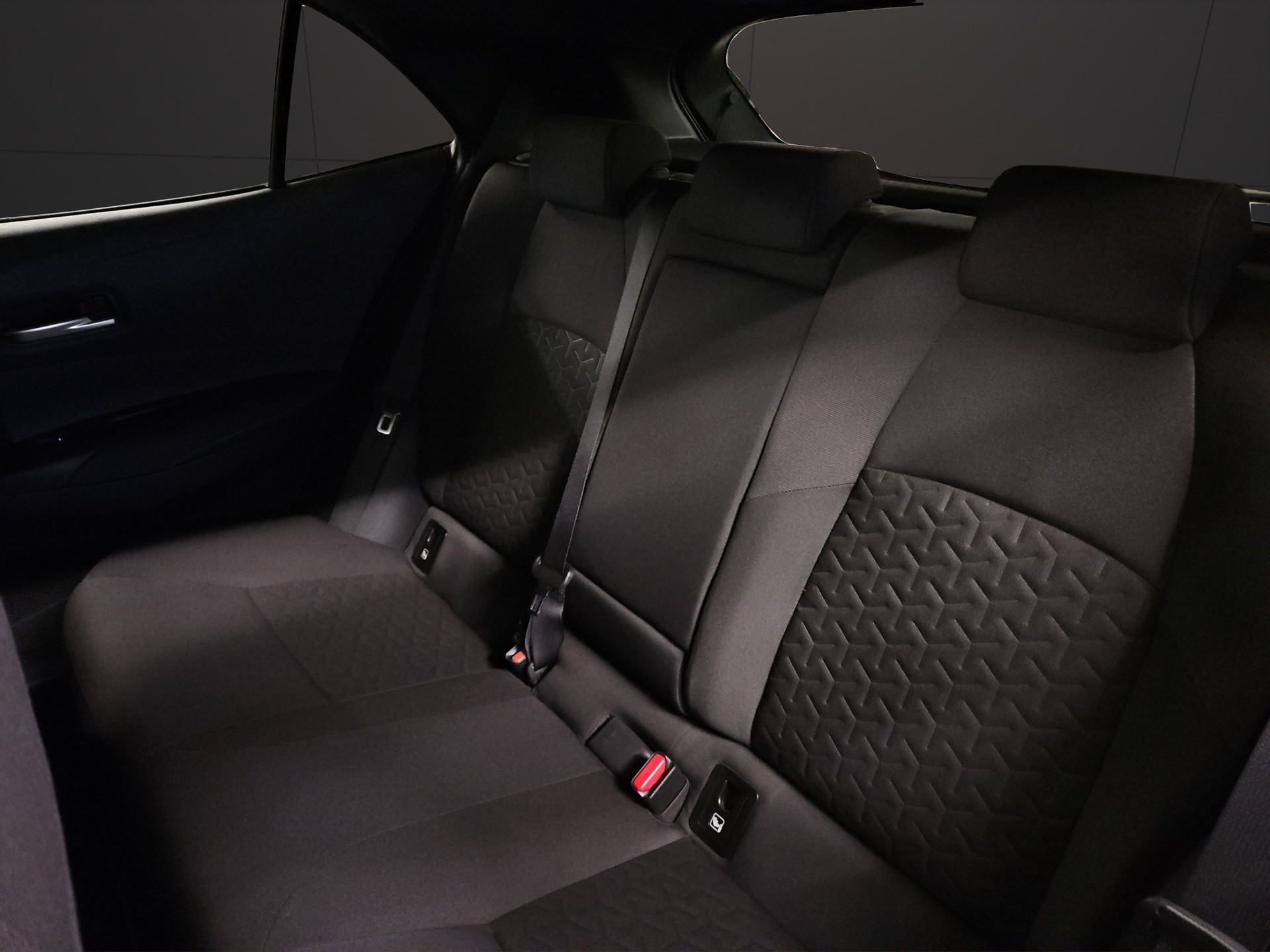 TOYOTA Corolla 2.0 HSD Trend e-CVT-image-11