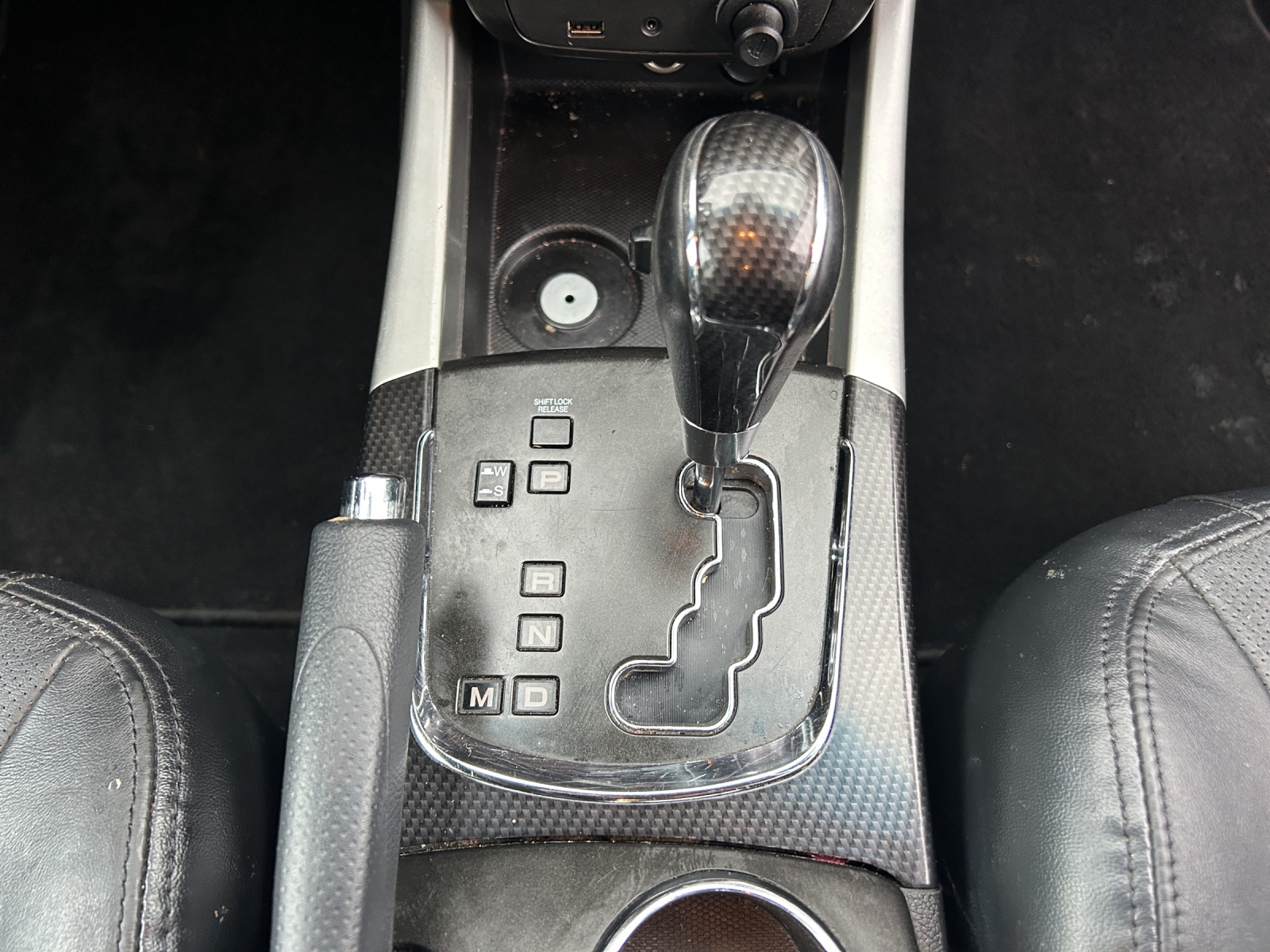KGM-SsangYong Korando 2.0 e-XDI Quartz 4WD Automatic-image-15
