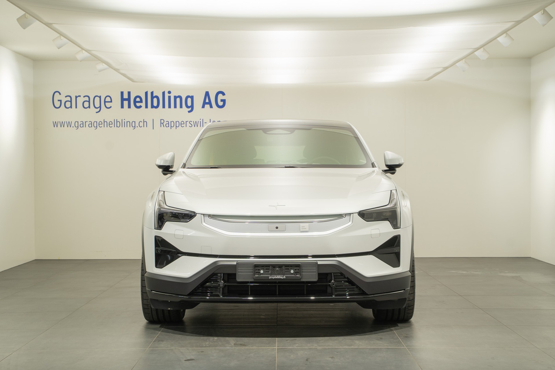 POLESTAR 3 Long Range Dual Motor Performance-showroom-element-1