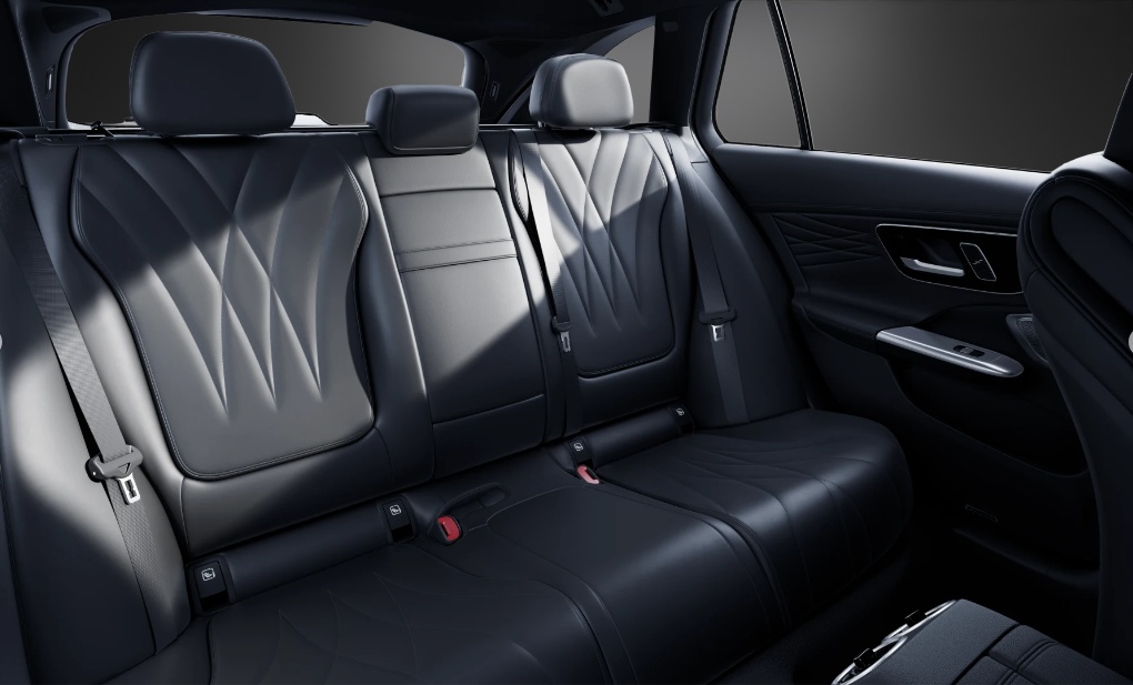 MERCEDES-BENZ C 220 d T 4 Matic-image-9