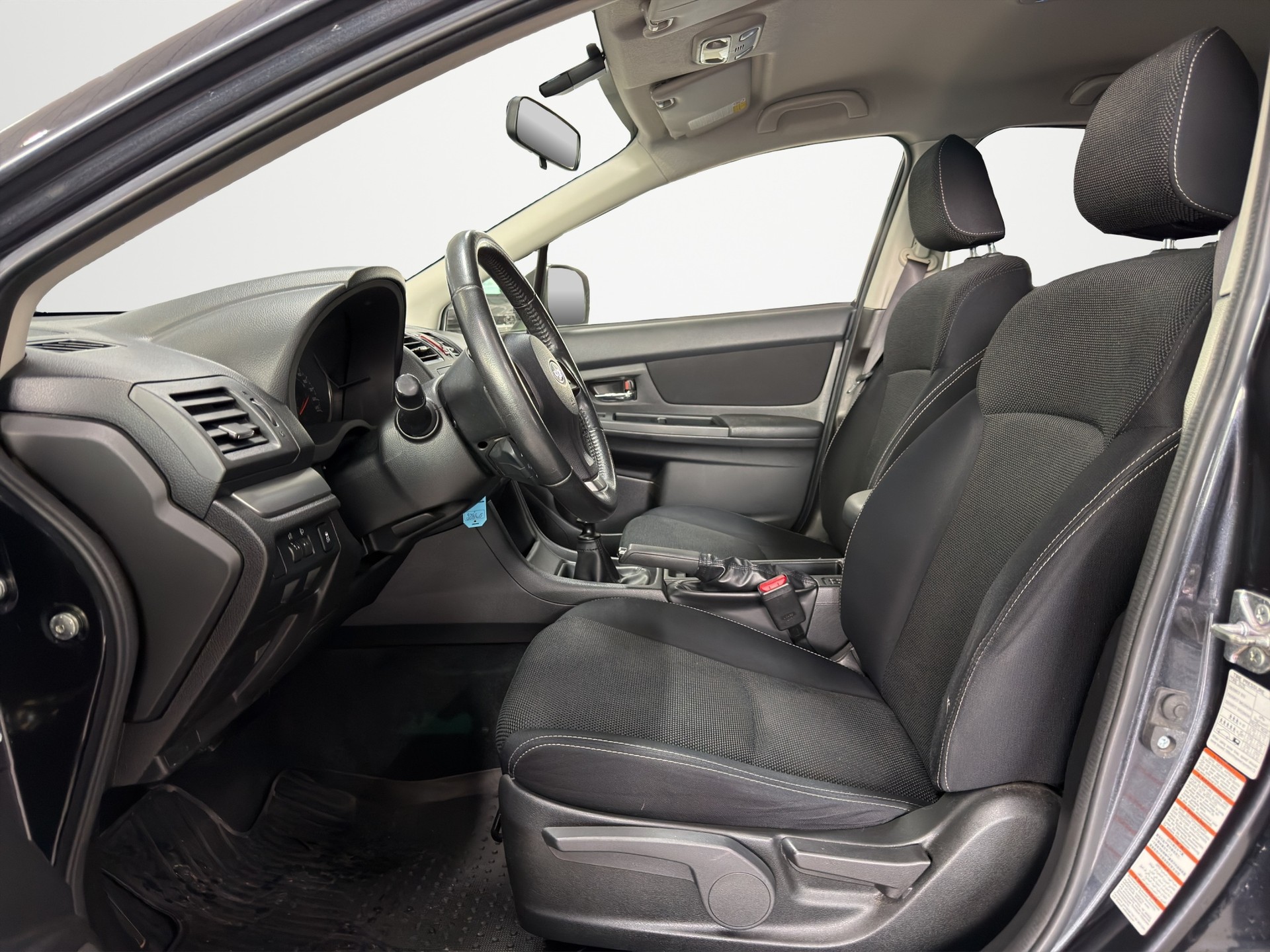 SUBARU XV 2.0D Swiss Three AWD-image-8