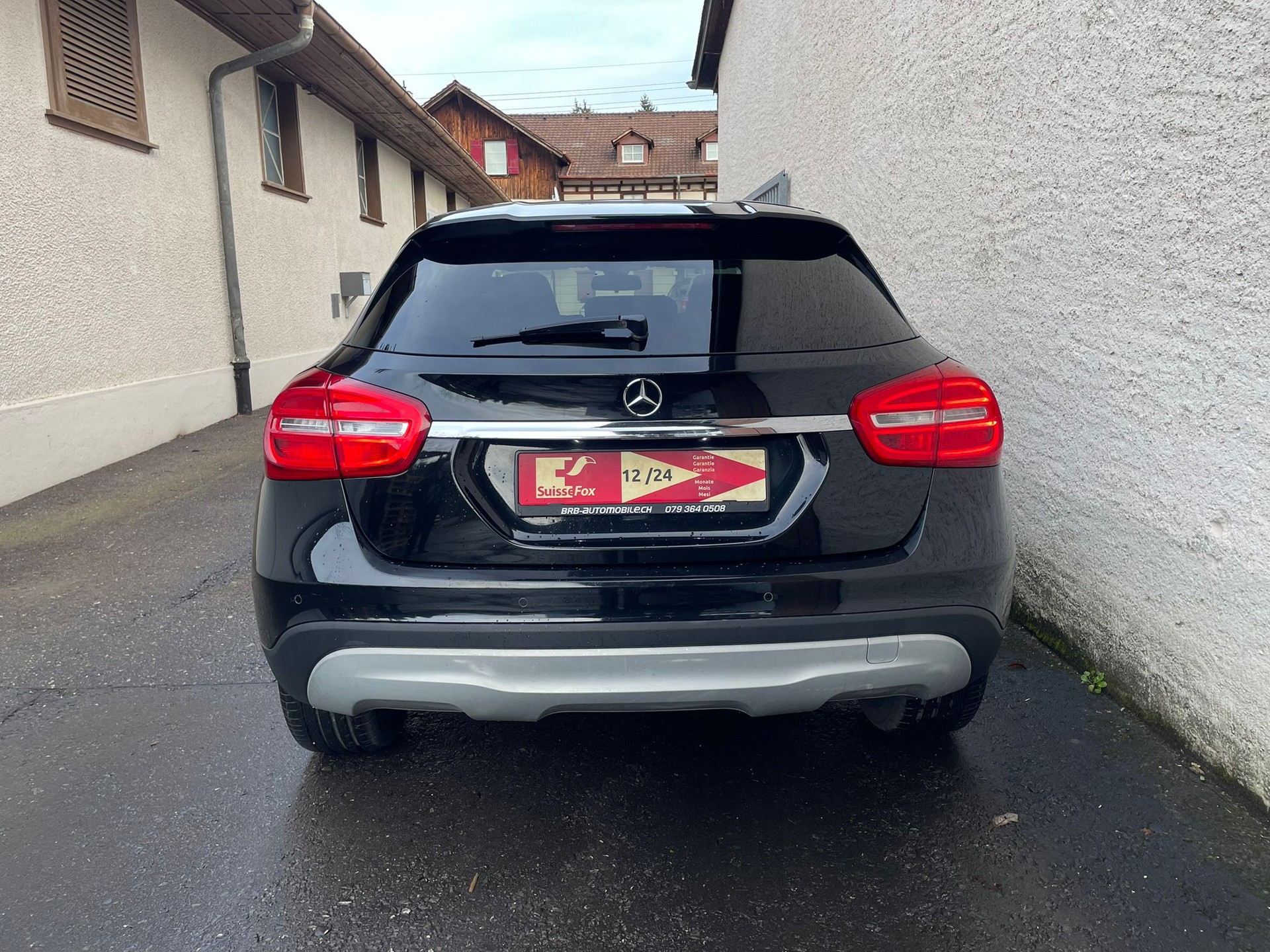 MERCEDES-BENZ GLA 200 CDI Swiss Star Edition 4Matic 7G-DCT-image-2