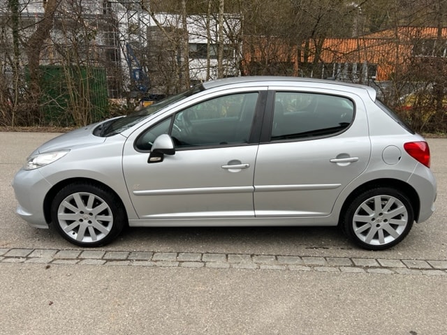 PEUGEOT 207 1.6 16V Turbo GT 150-image-3
