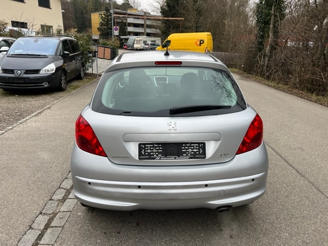 PEUGEOT 207 1.6 16V Turbo GT 150-image-9