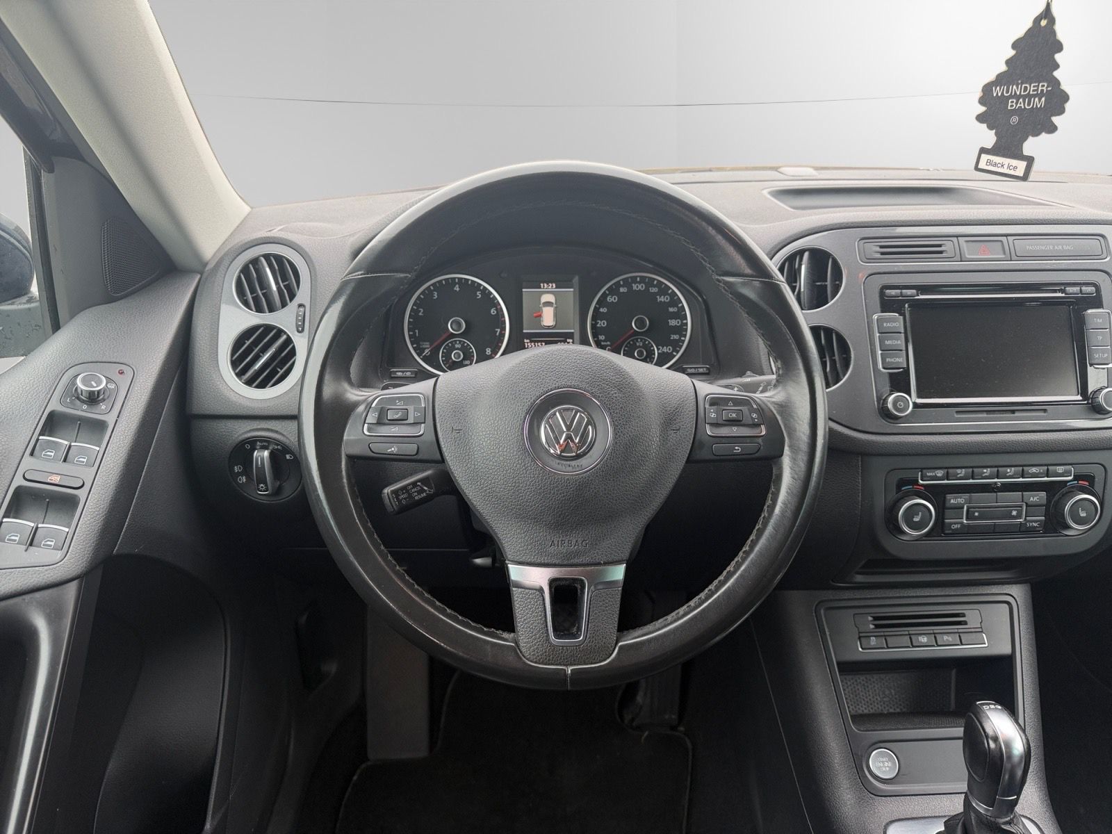 VW Tiguan 2.0 TSI Sport&Style 4Motion DSG-image-9