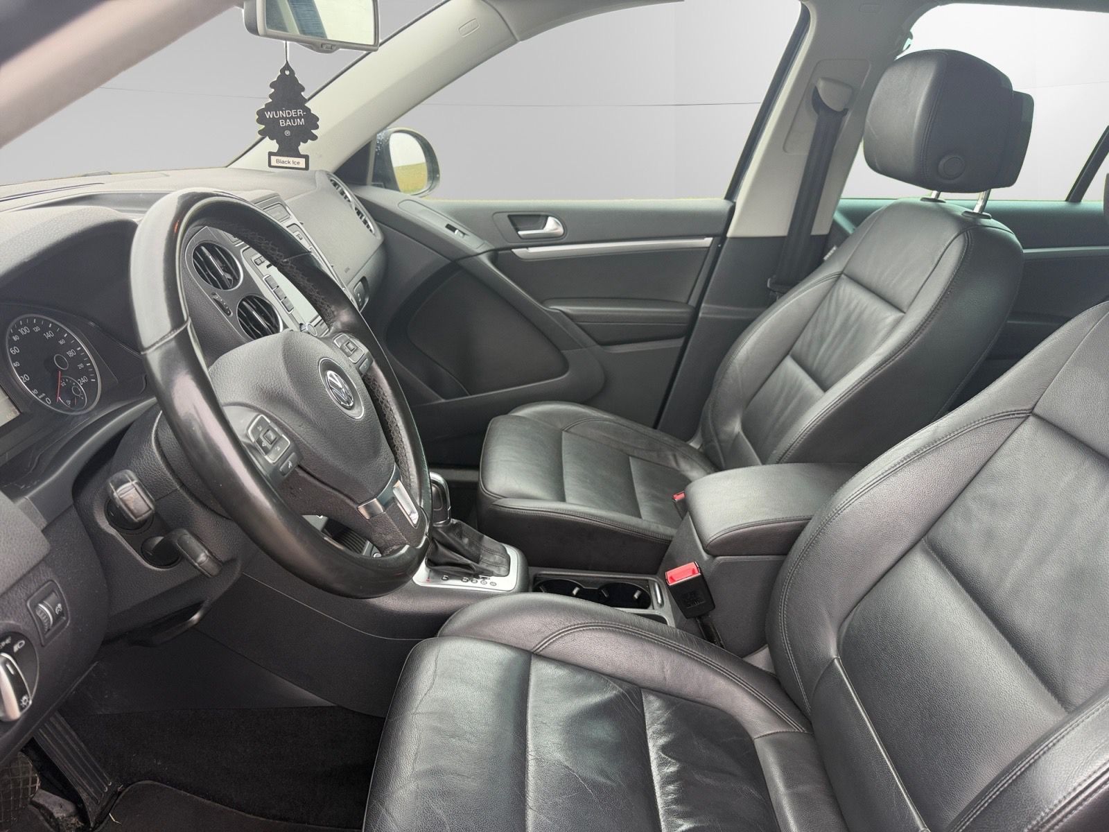 VW Tiguan 2.0 TSI Sport&Style 4Motion DSG-image-10