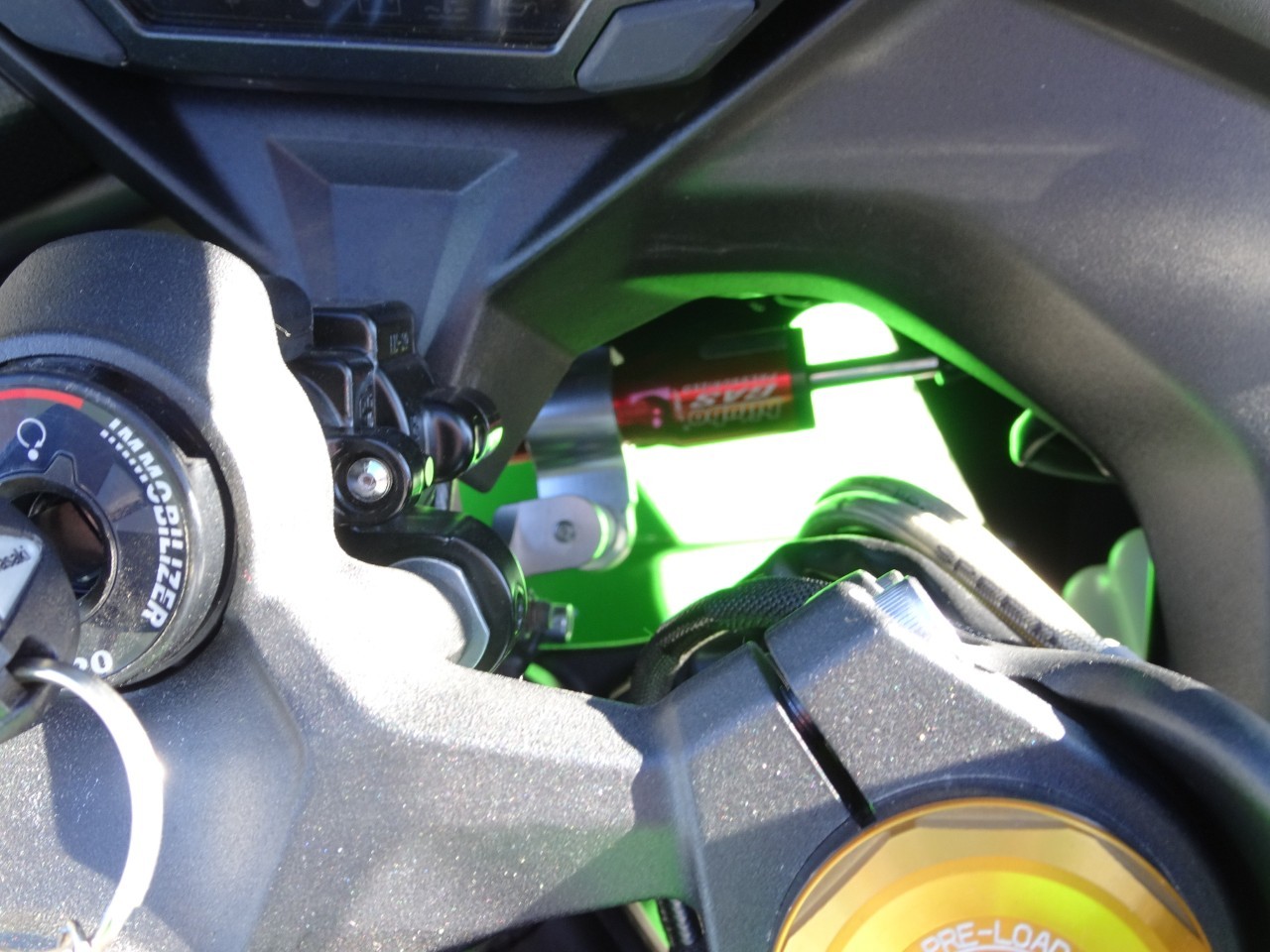 KAWASAKI Ninja ZX-4 RR-image-5